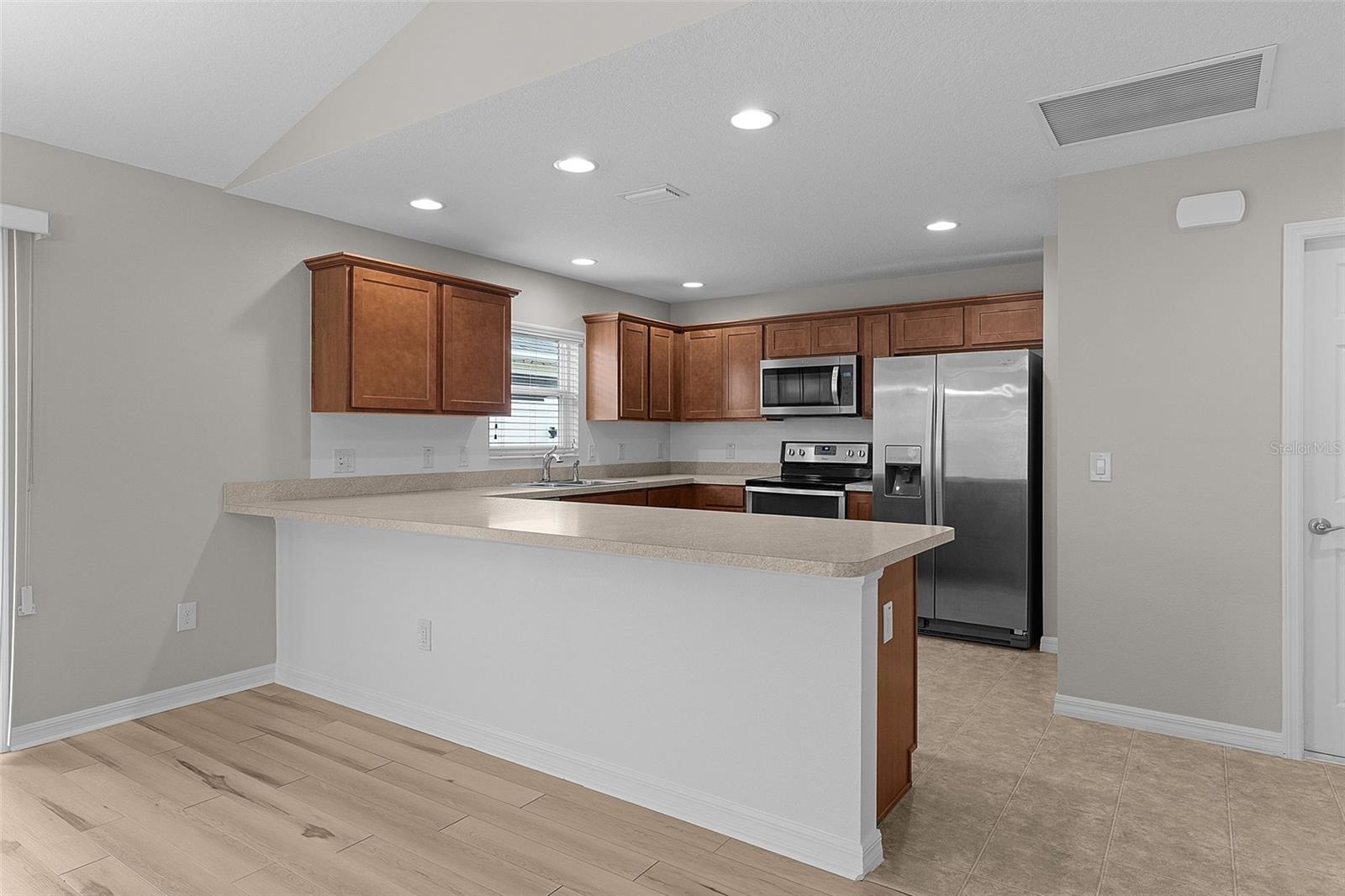 Image 11 of 43 For 9179 167th Ford Street