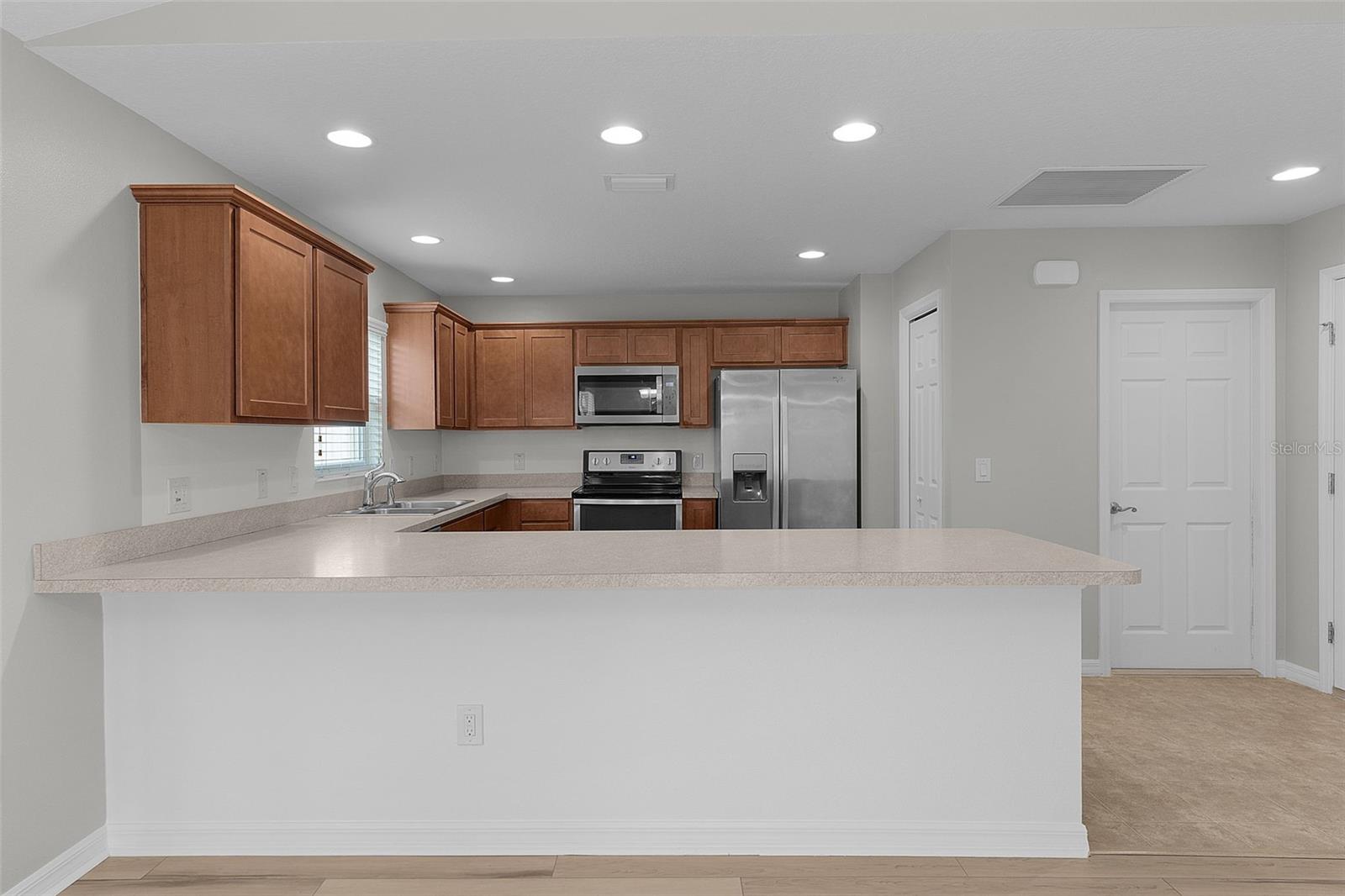 Image 12 of 43 For 9179 167th Ford Street