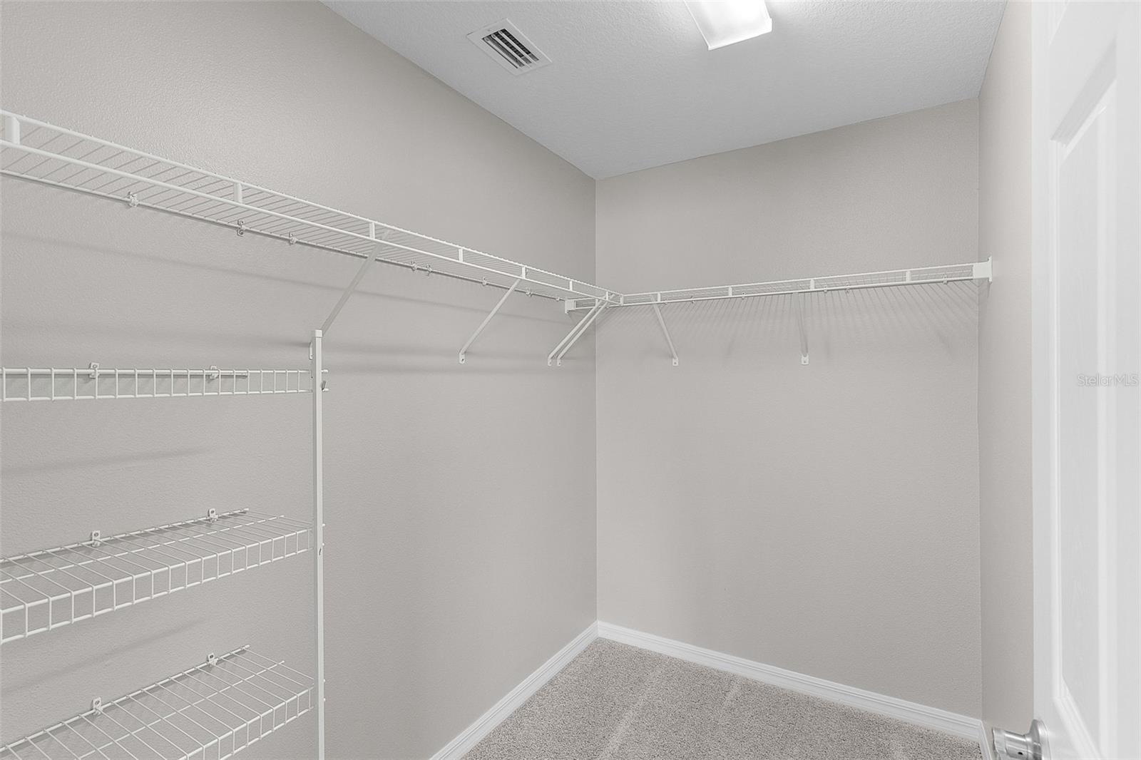 Image 22 of 43 For 9179 167th Ford Street