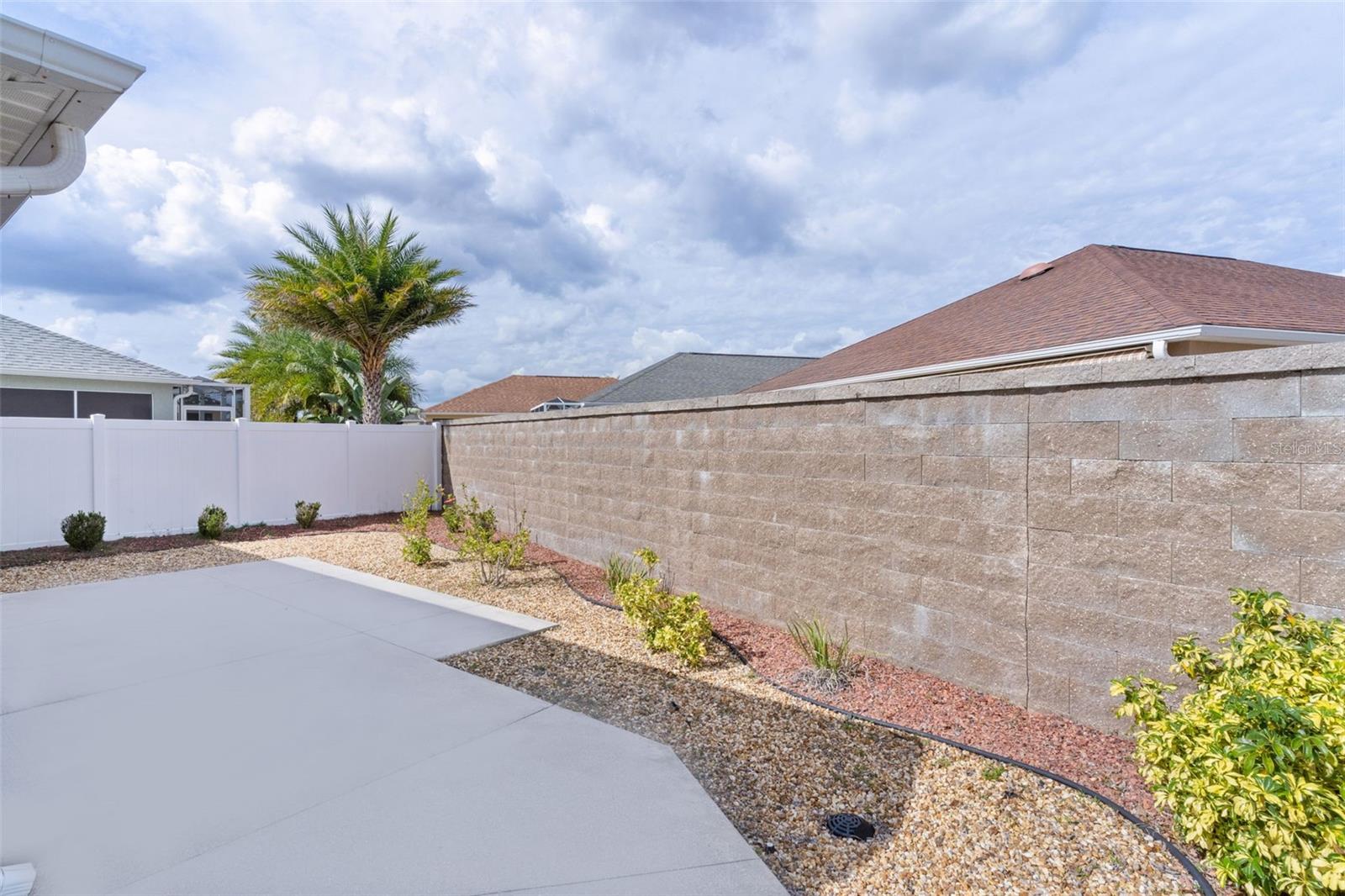 Image 31 of 43 For 9179 167th Ford Street