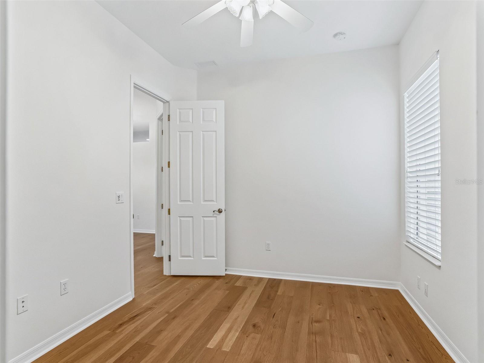 Image 23 of 38 For 10217 Granite Court