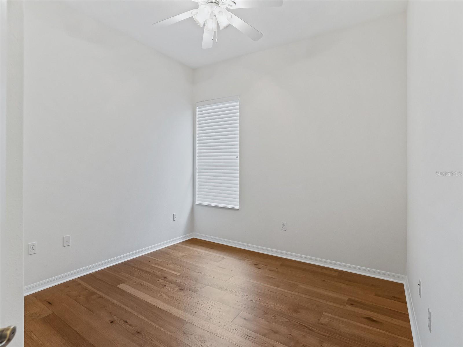 Image 24 of 38 For 10217 Granite Court