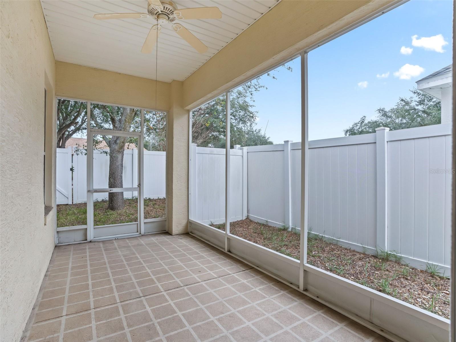 Image 28 of 38 For 10217 Granite Court