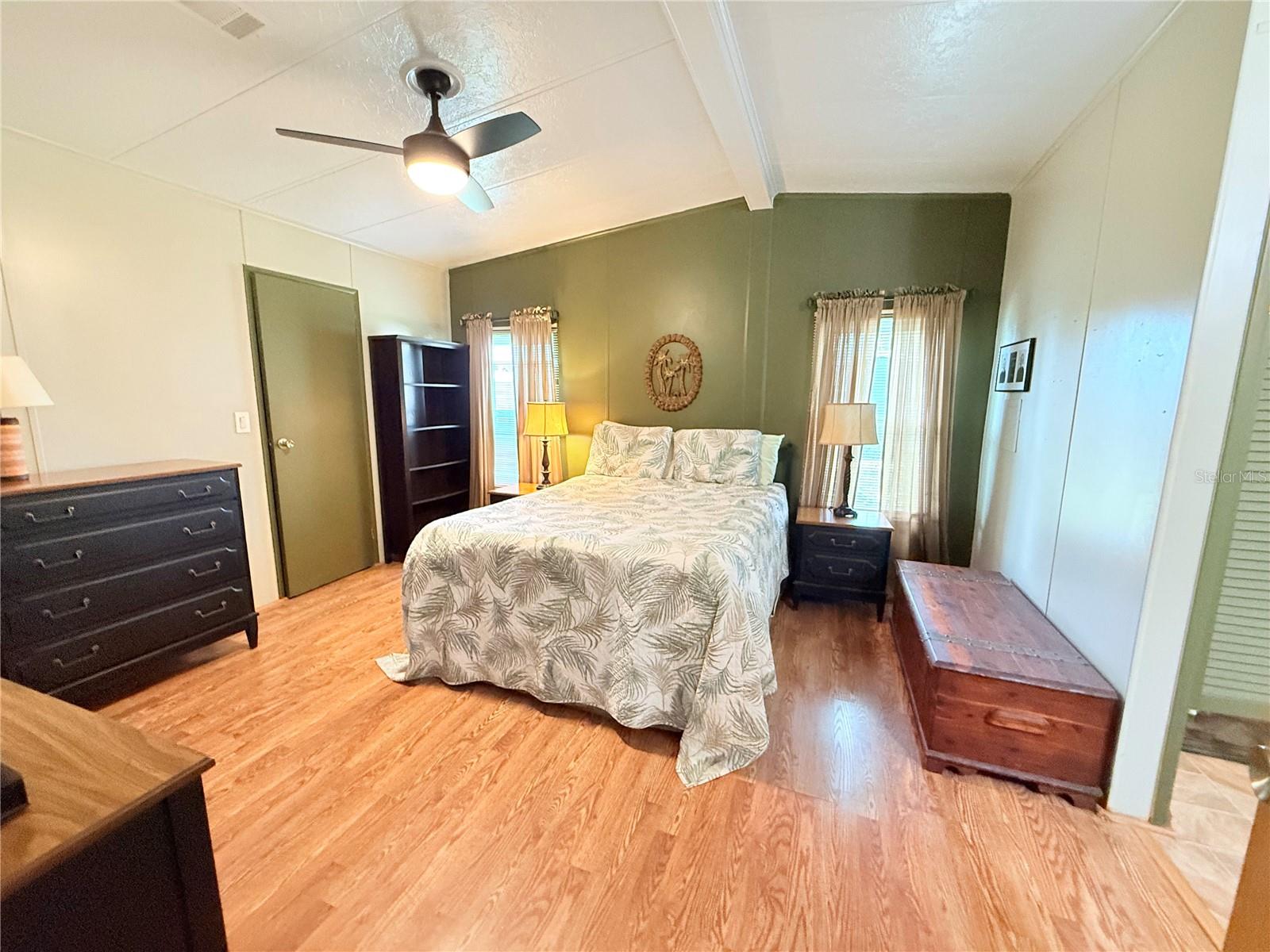 Image 18 of 32 For 40 Magnolia Lane