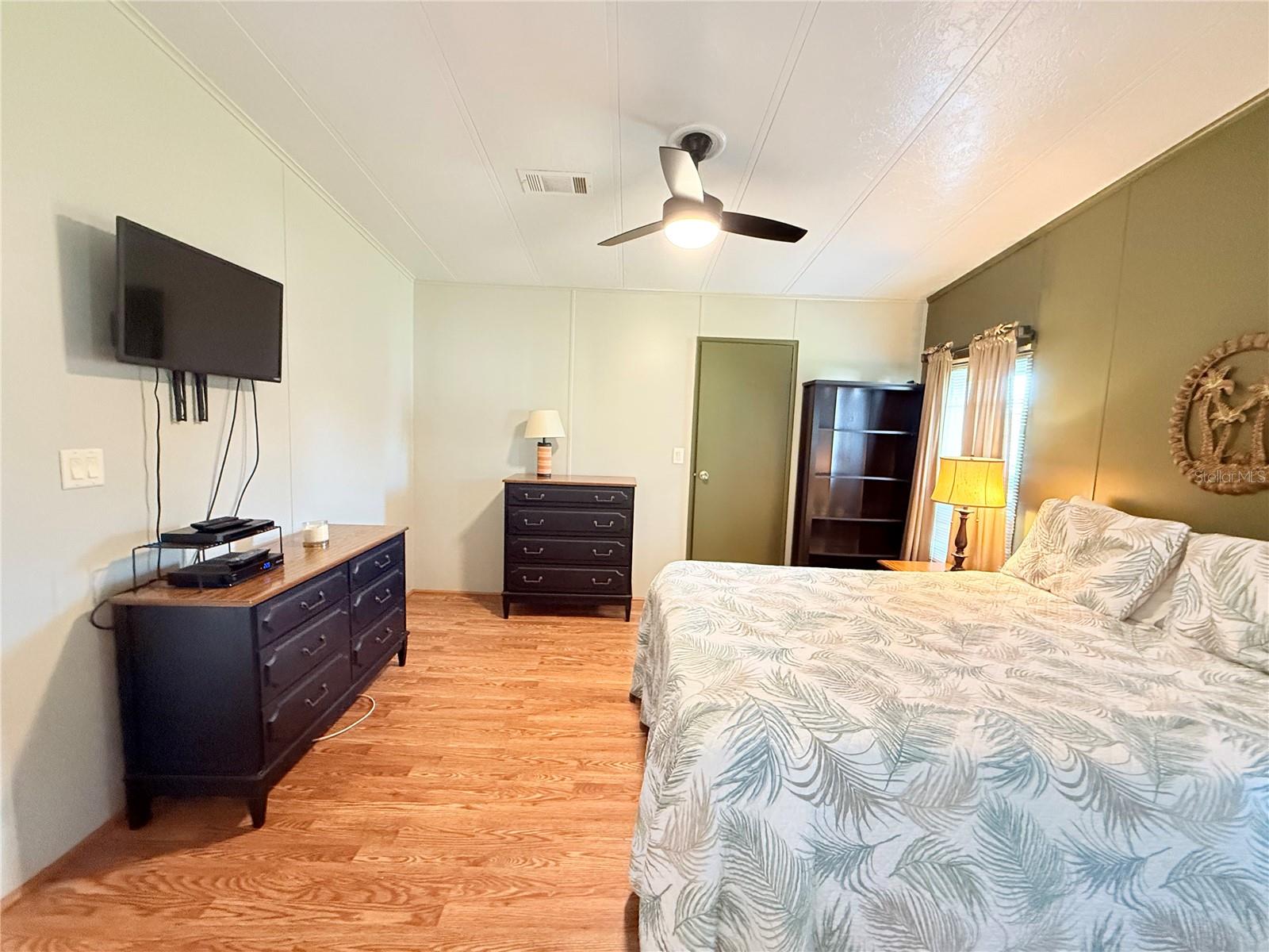 Image 19 of 32 For 40 Magnolia Lane