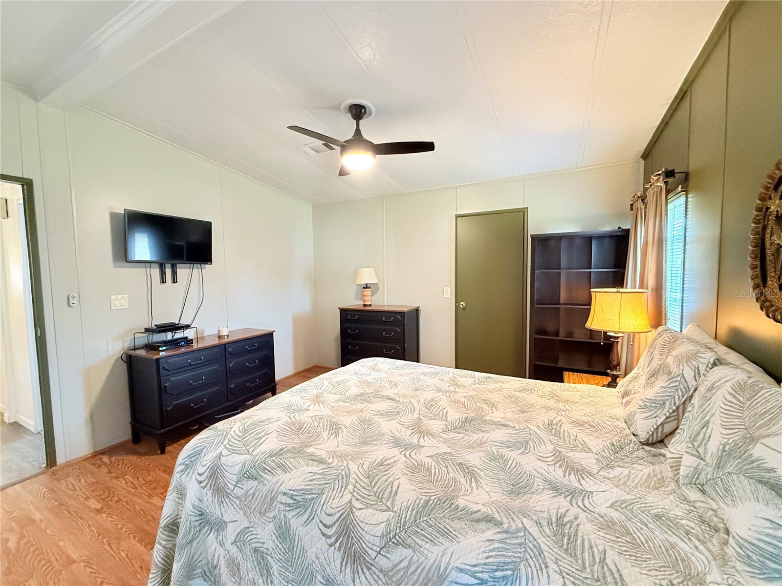 Image 22 of 32 For 40 Magnolia Lane