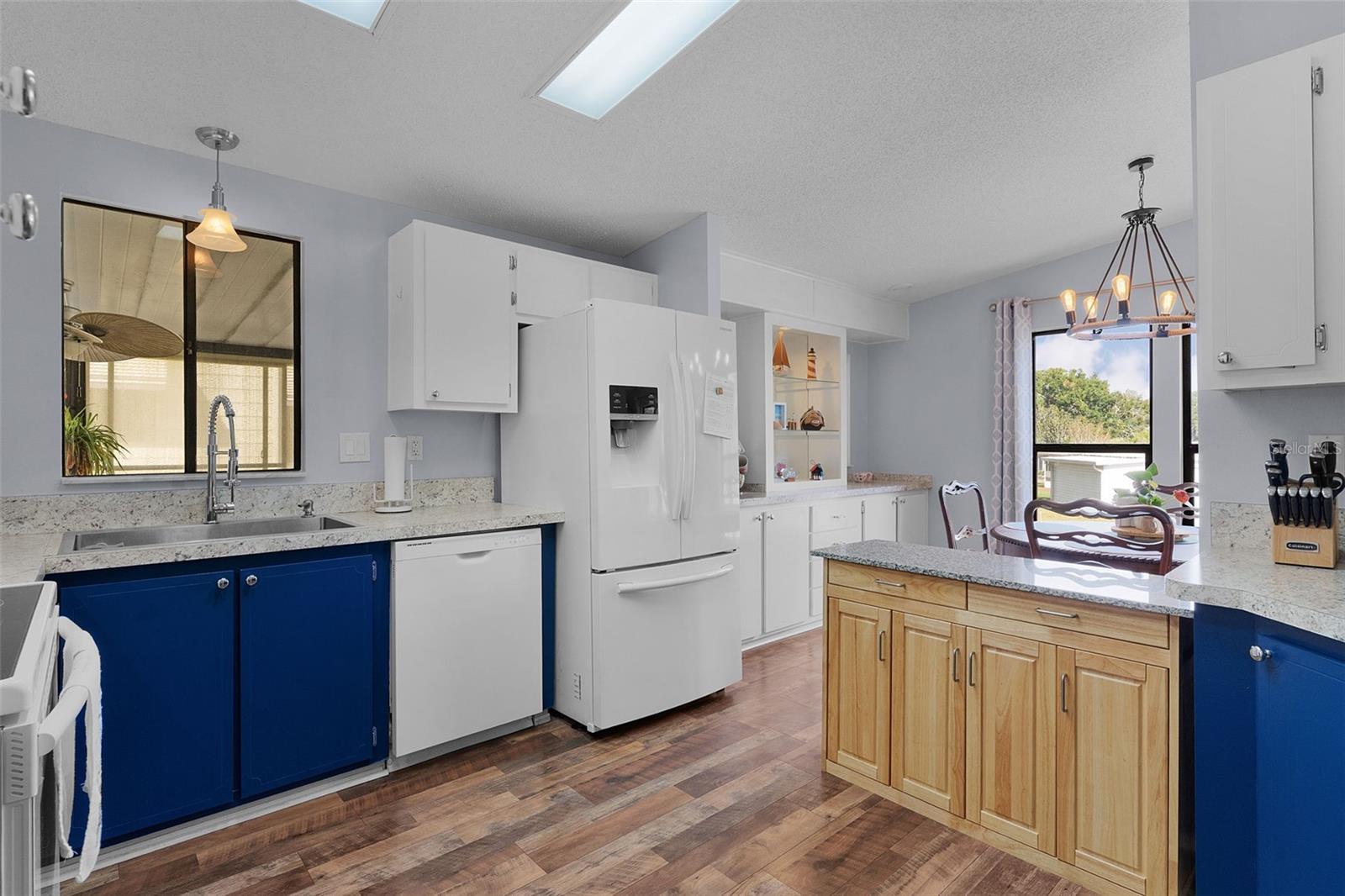 Image 11 of 42 For 1717 Palm Aire Drive