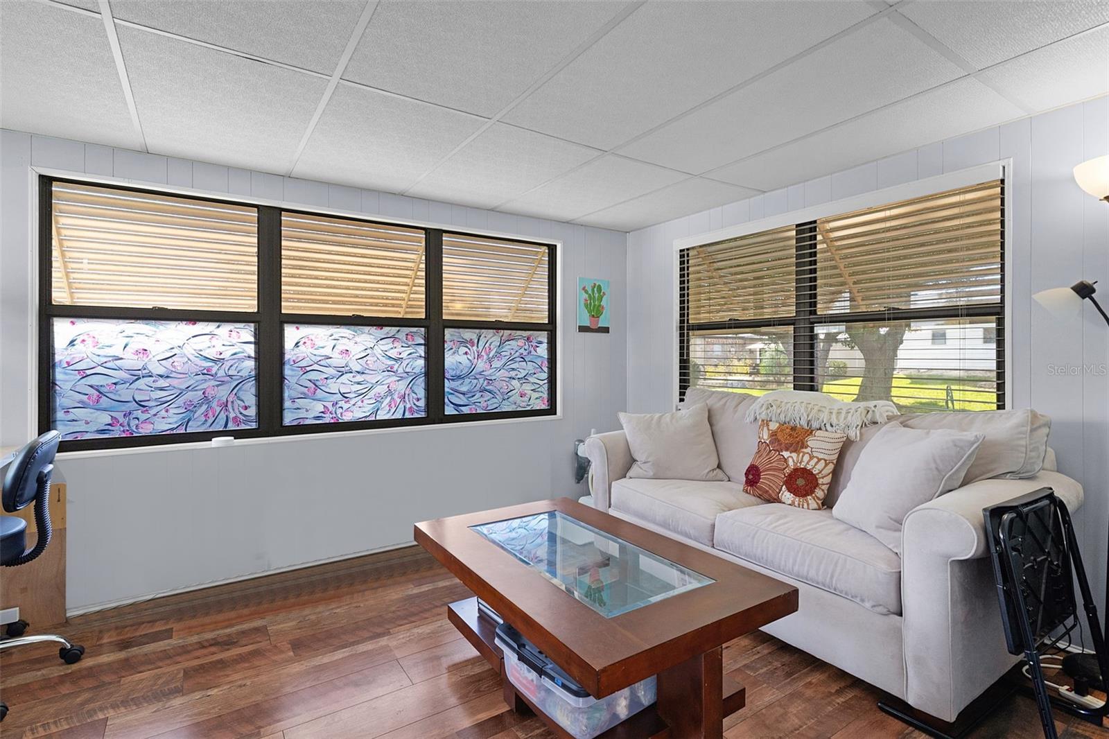 Image 17 of 42 For 1717 Palm Aire Drive