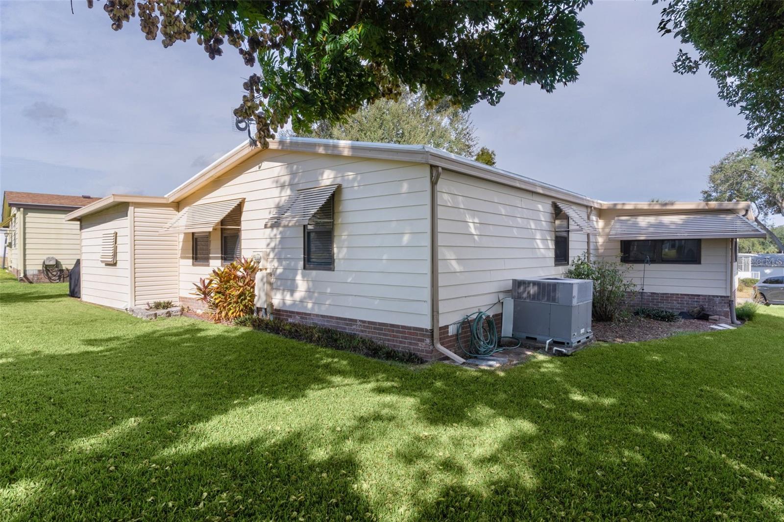 Image 30 of 42 For 1717 Palm Aire Drive