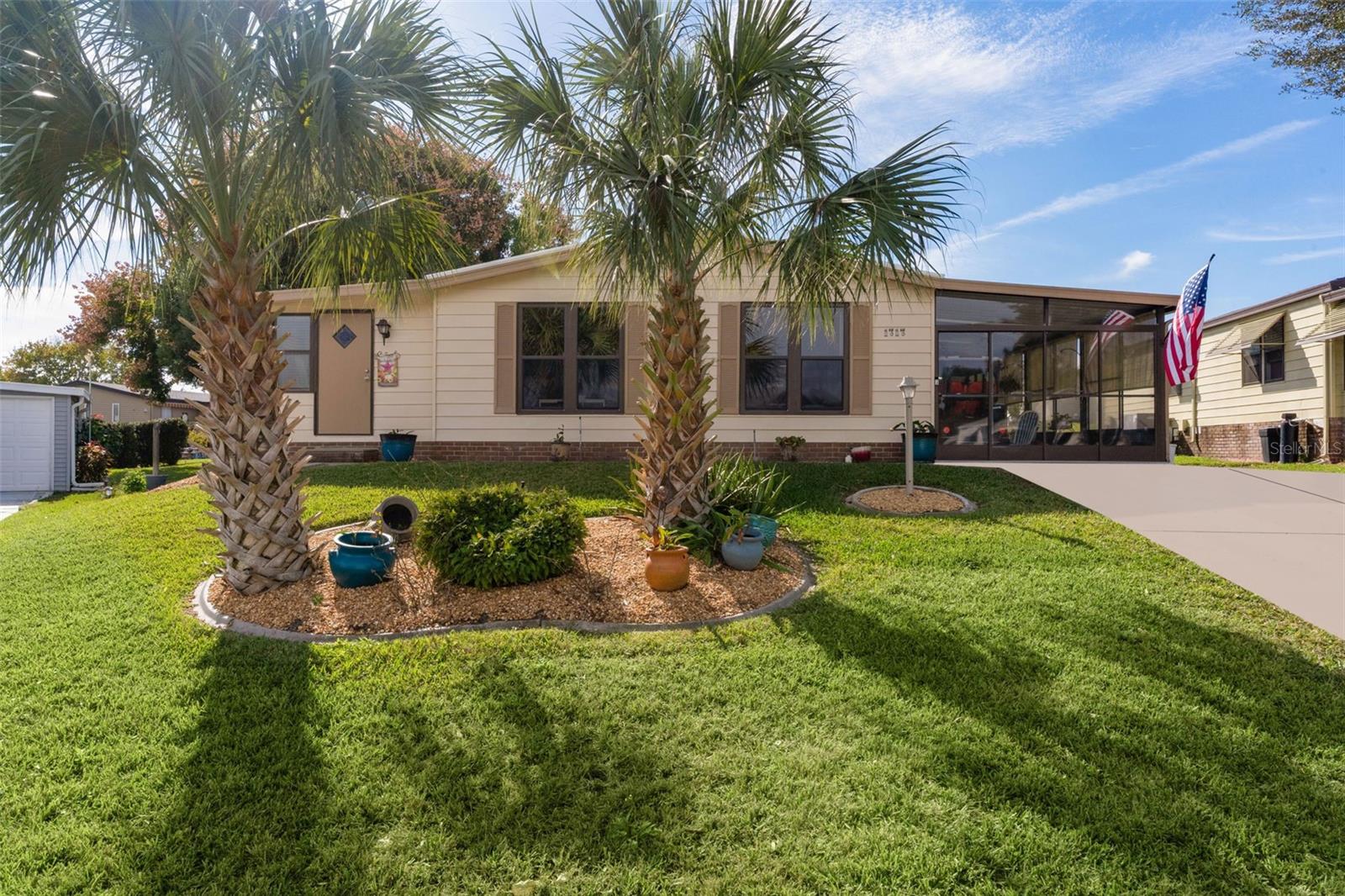 Image 4 of 42 For 1717 Palm Aire Drive