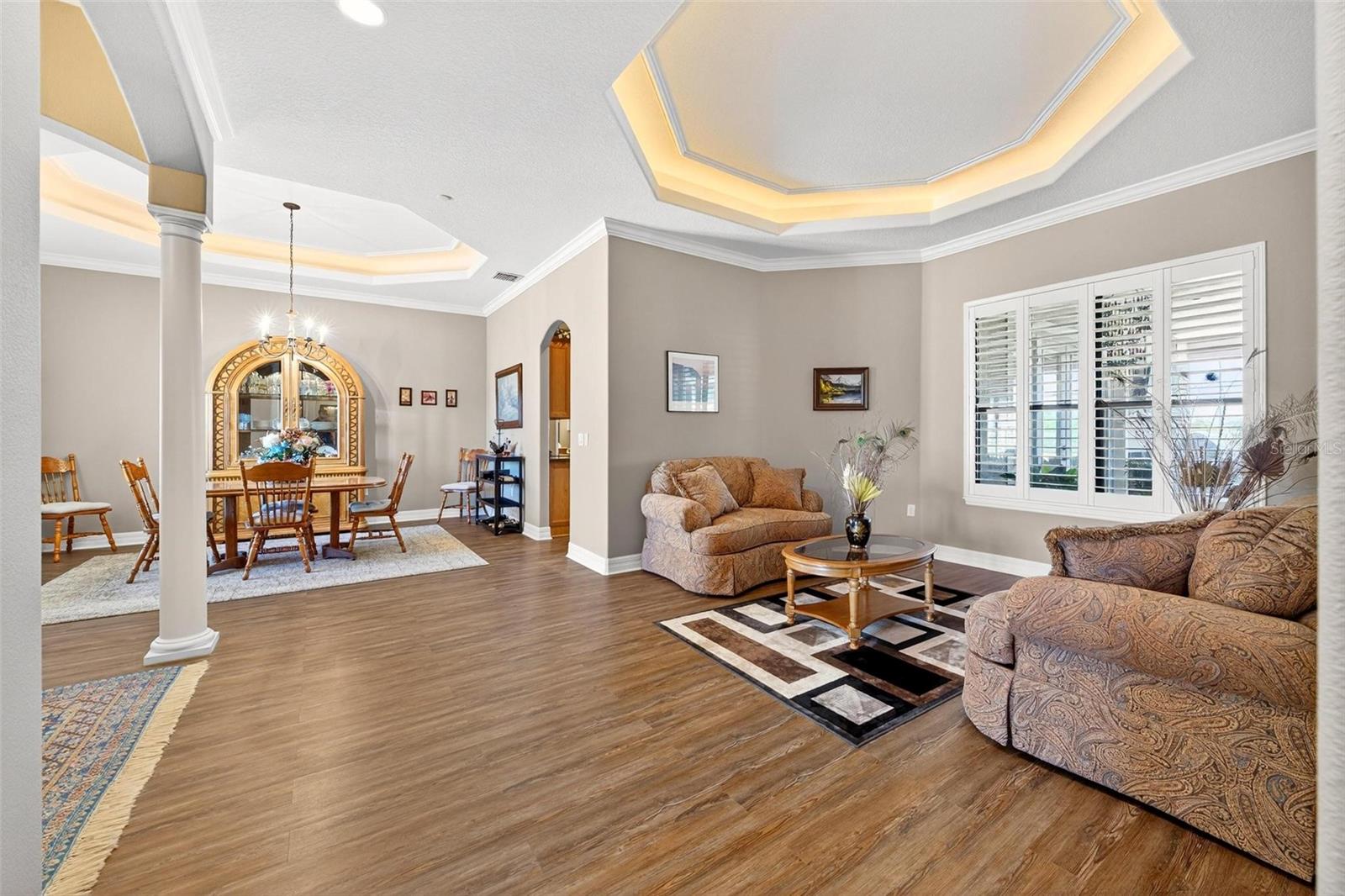 Image 10 of 100 For 19850 Sugarloaf Mountain Road