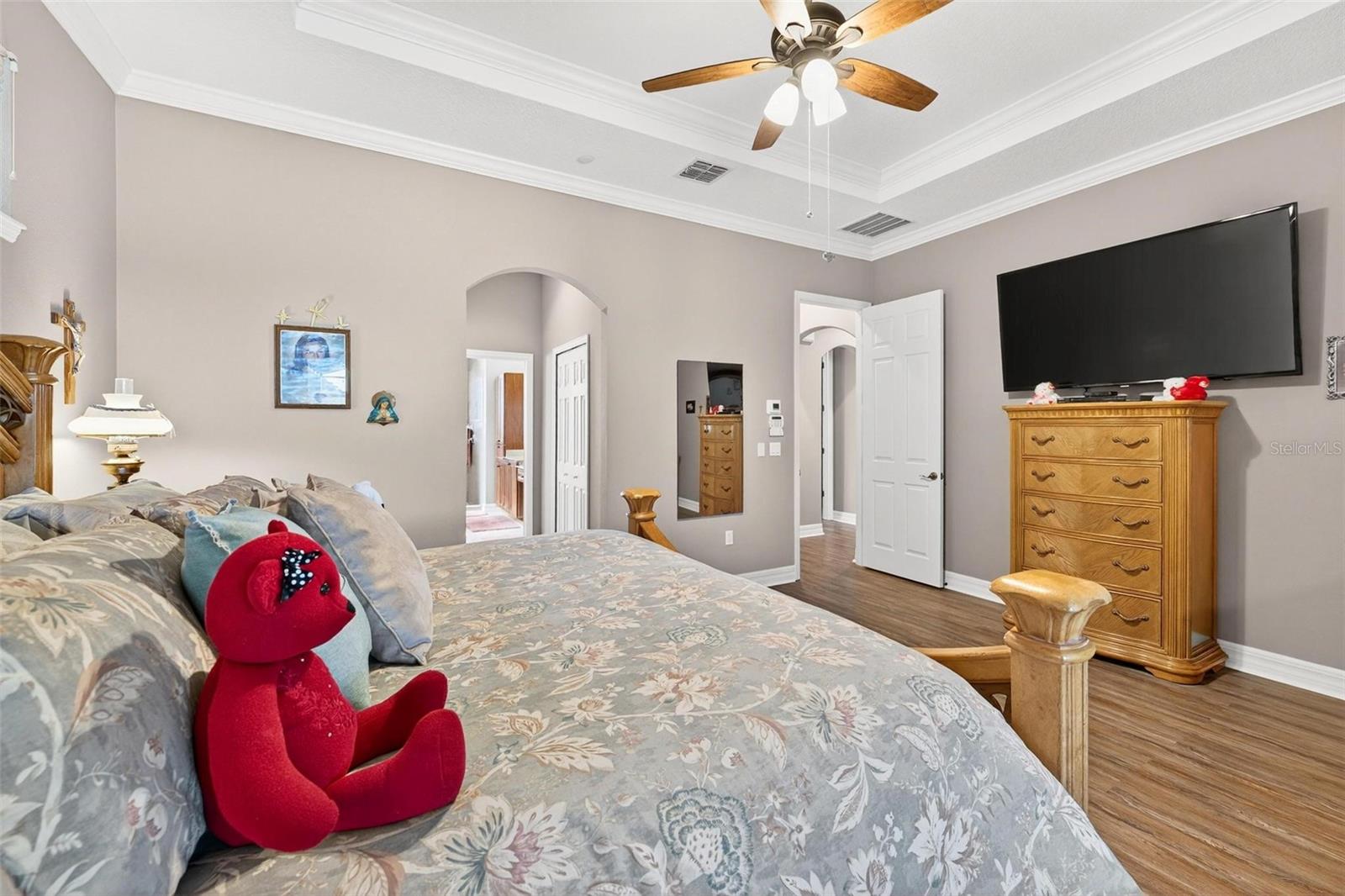 Image 16 of 100 For 19850 Sugarloaf Mountain Road