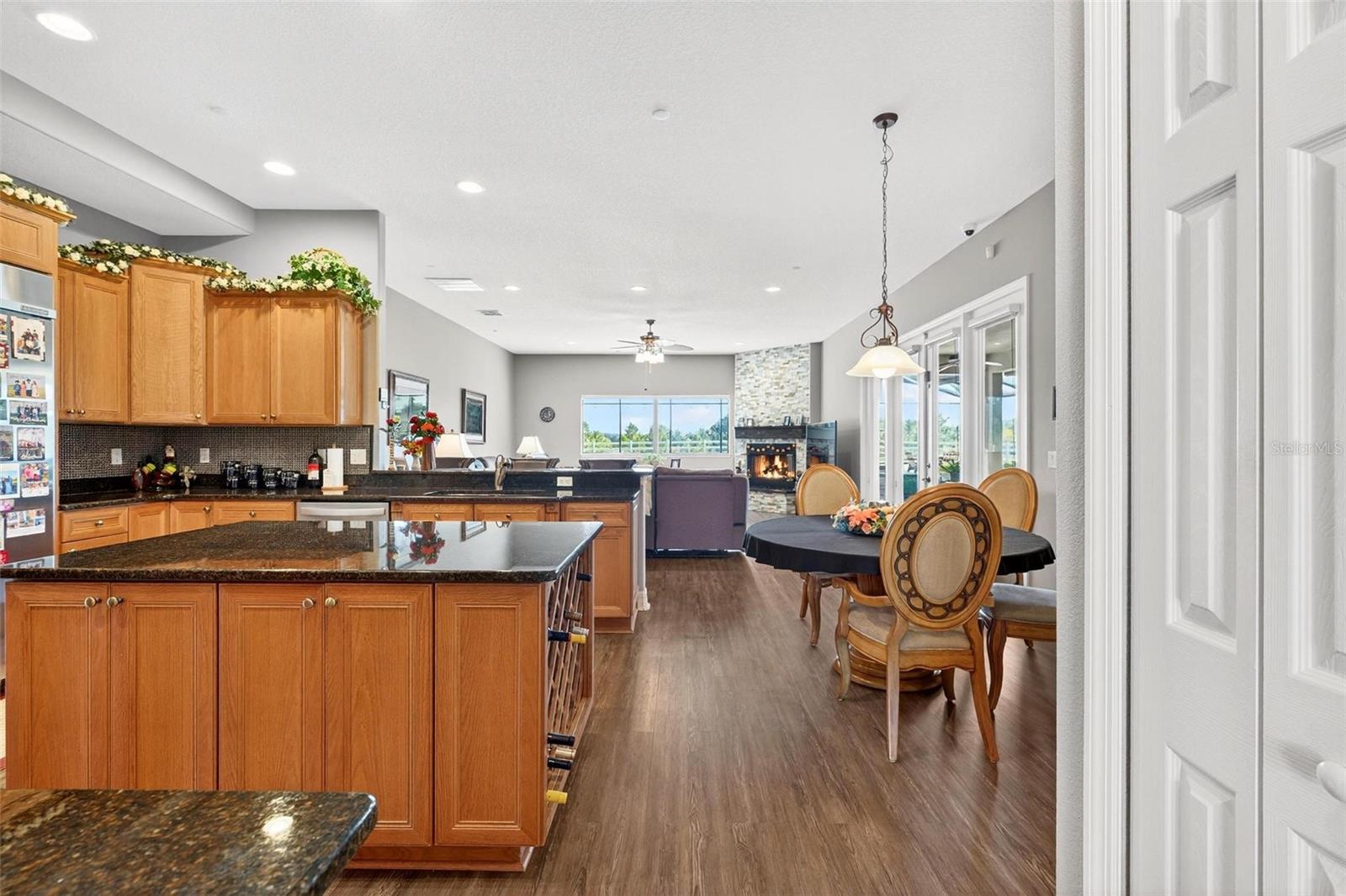 Image 31 of 100 For 19850 Sugarloaf Mountain Road