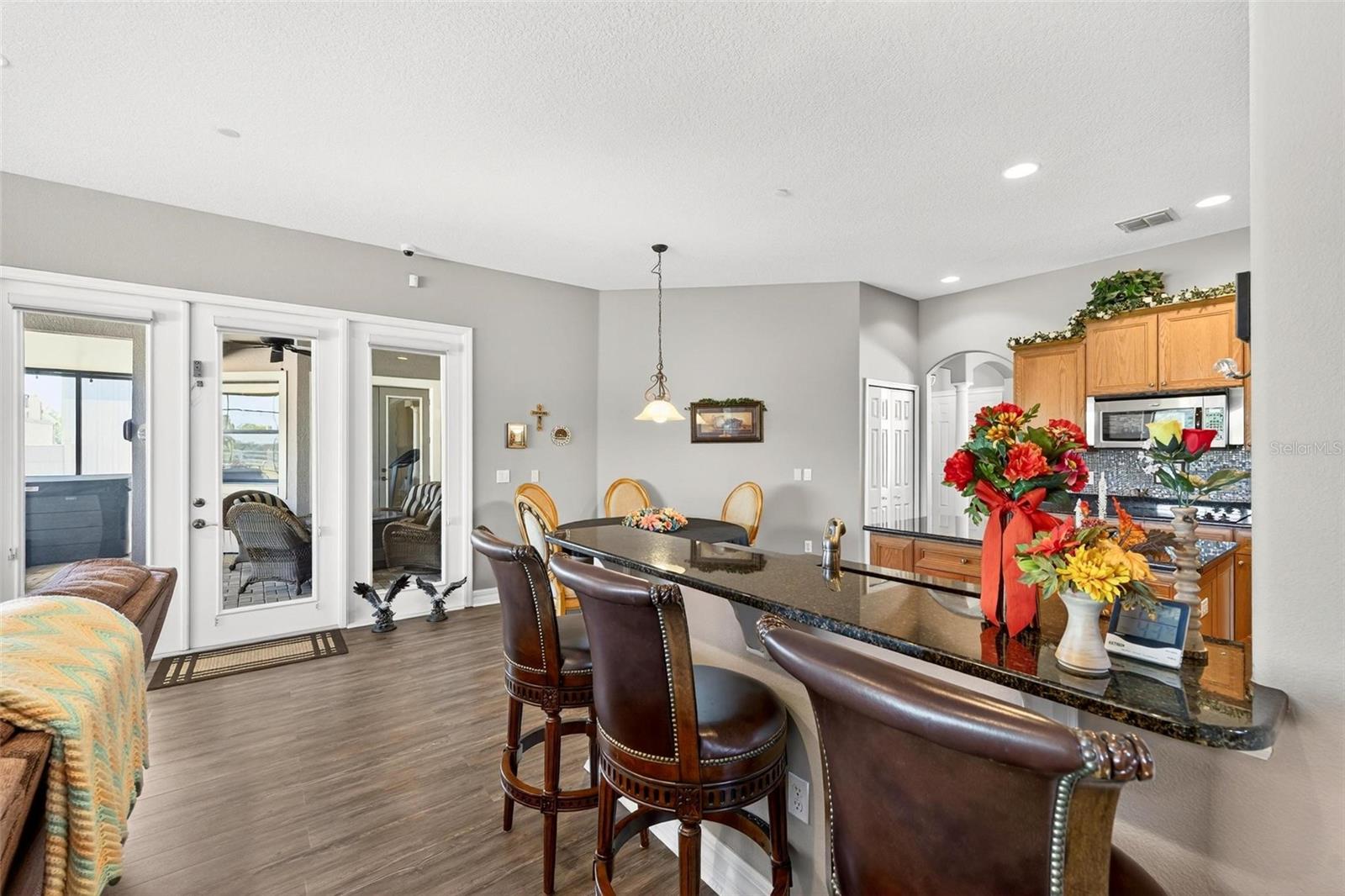 Image 42 of 100 For 19850 Sugarloaf Mountain Road