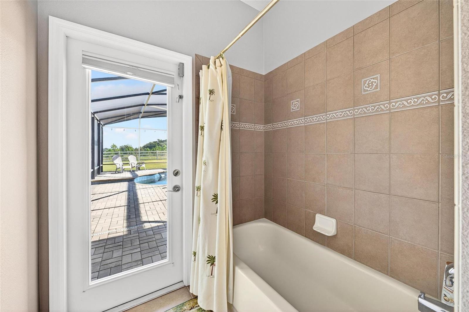 Image 56 of 100 For 19850 Sugarloaf Mountain Road