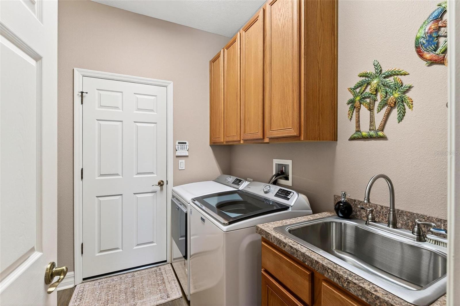 Image 63 of 100 For 19850 Sugarloaf Mountain Road