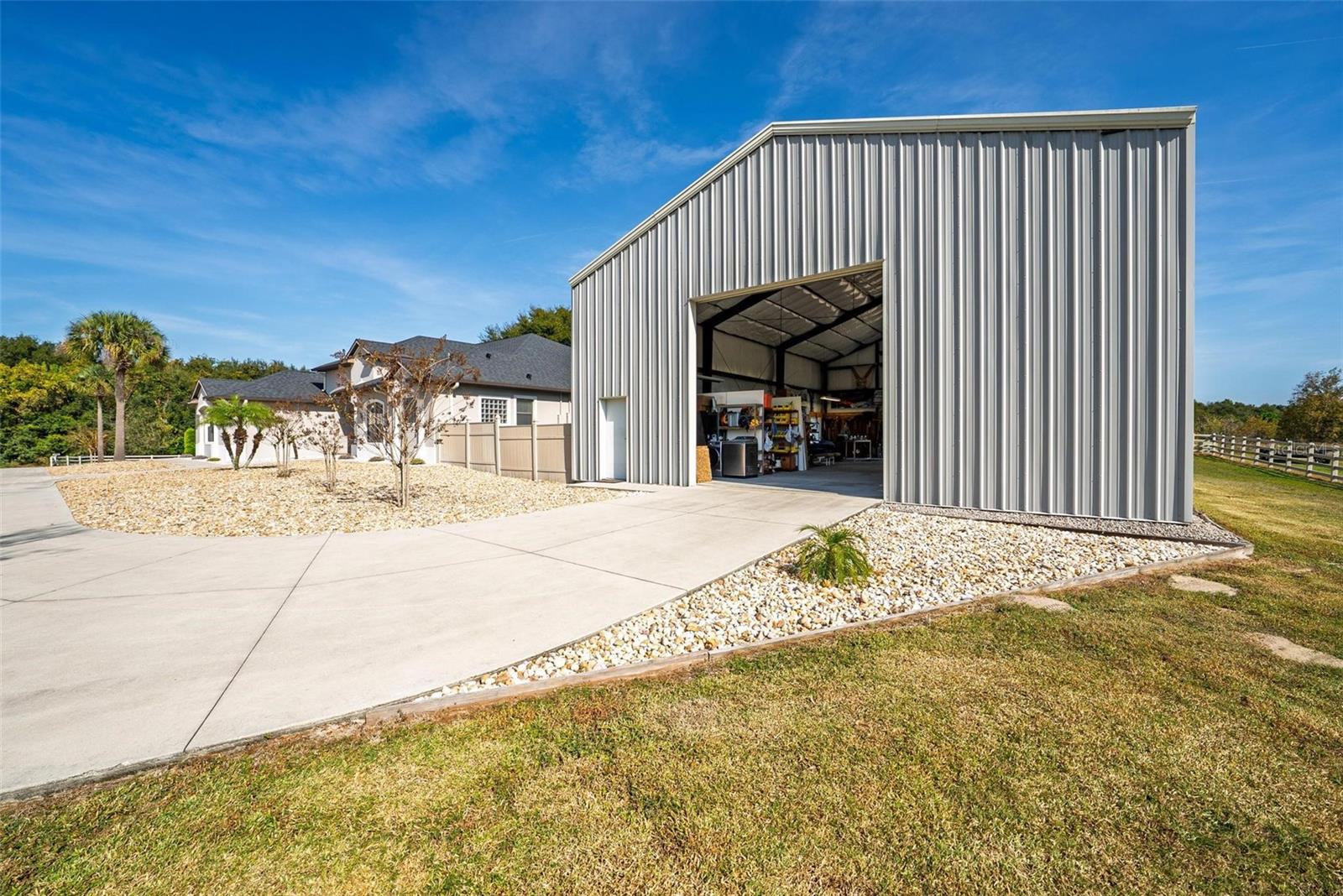 Image 83 of 100 For 19850 Sugarloaf Mountain Road