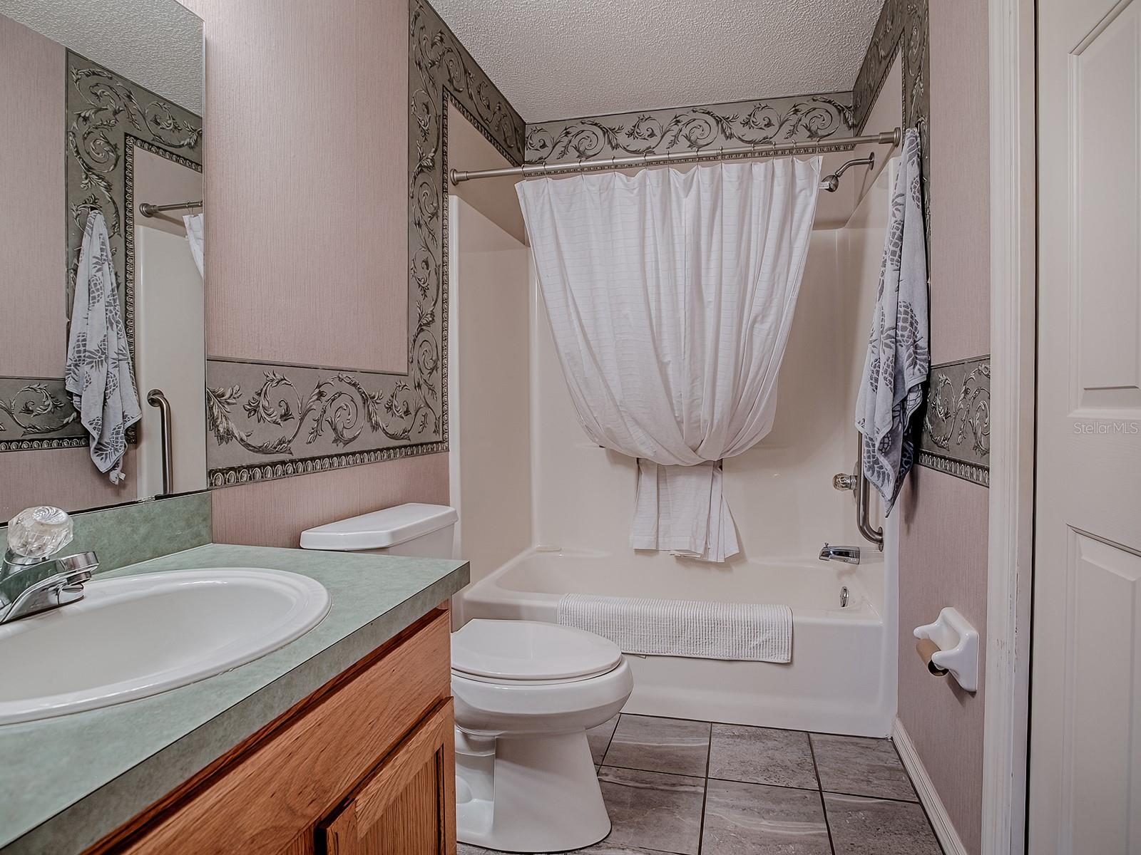 Image 13 of 40 For 432 Ranchwood Drive