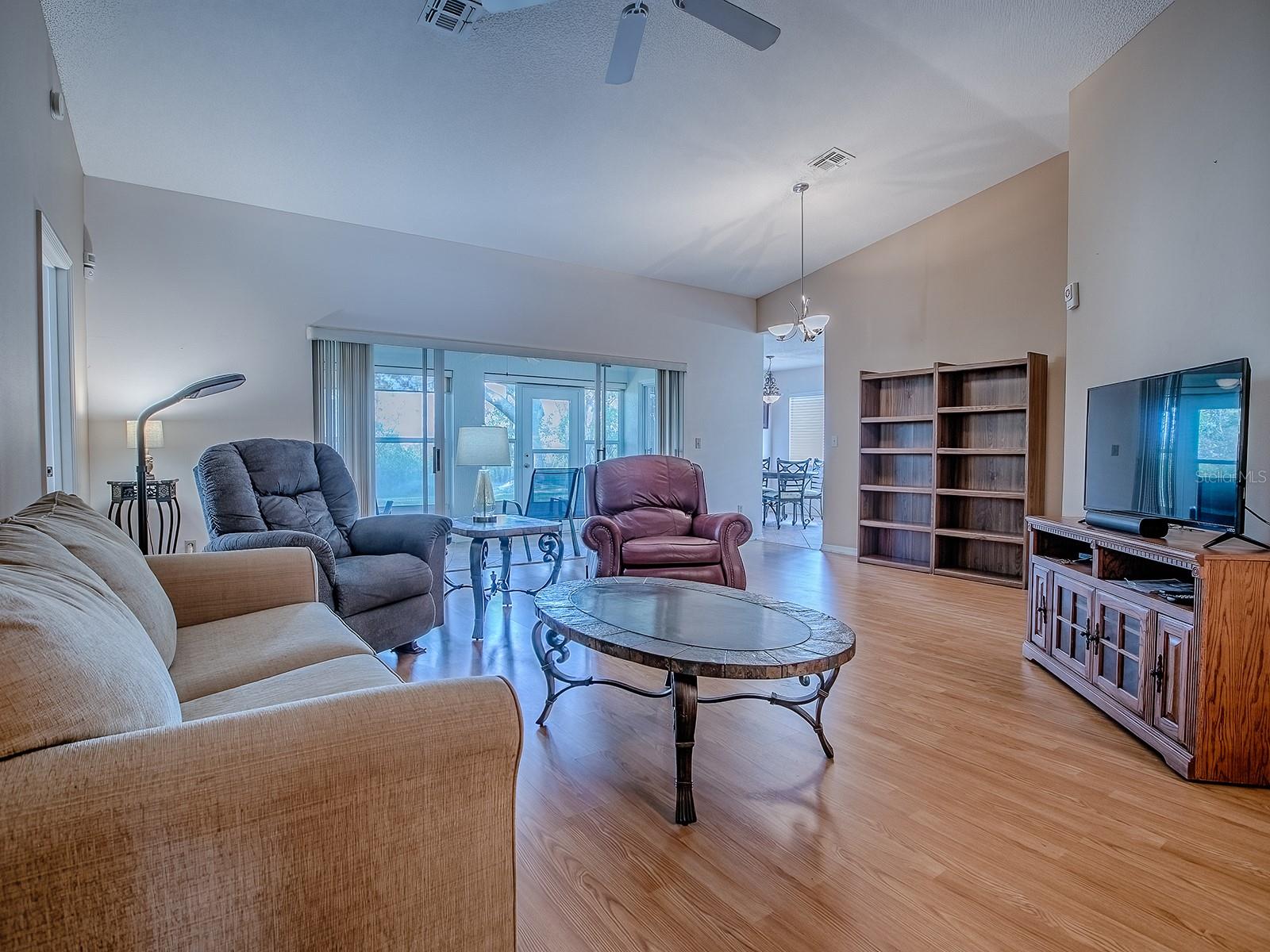 Image 5 of 40 For 432 Ranchwood Drive