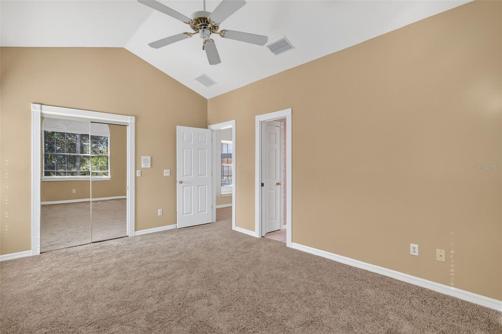 Image 42 of 70 For 1741 Edgewater Drive