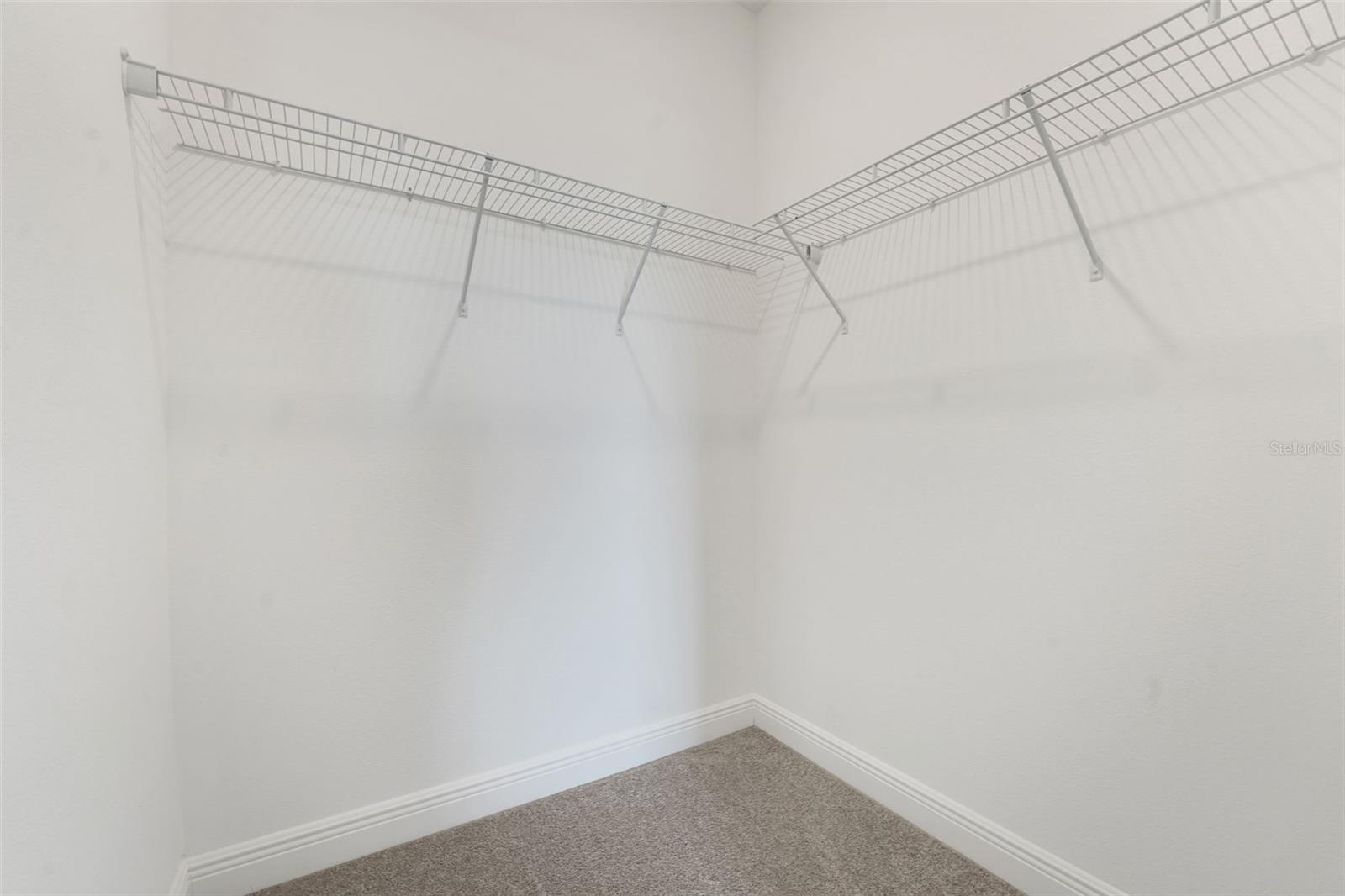 Image 19 of 49 For 5025 Flameleaf Street