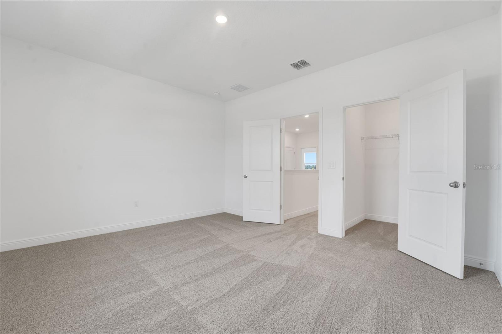 Image 20 of 49 For 5025 Flameleaf Street