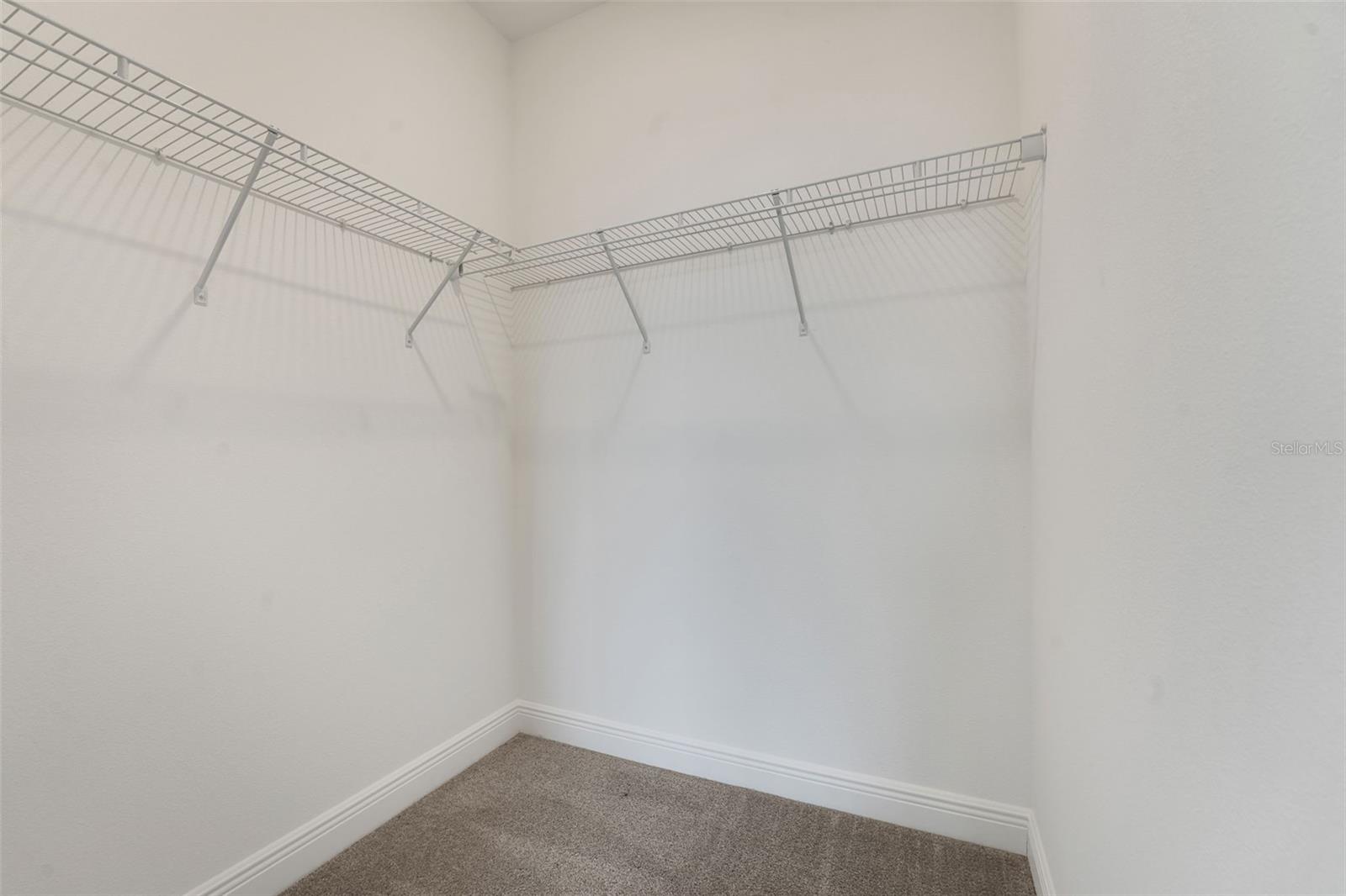 Image 23 of 49 For 5025 Flameleaf Street