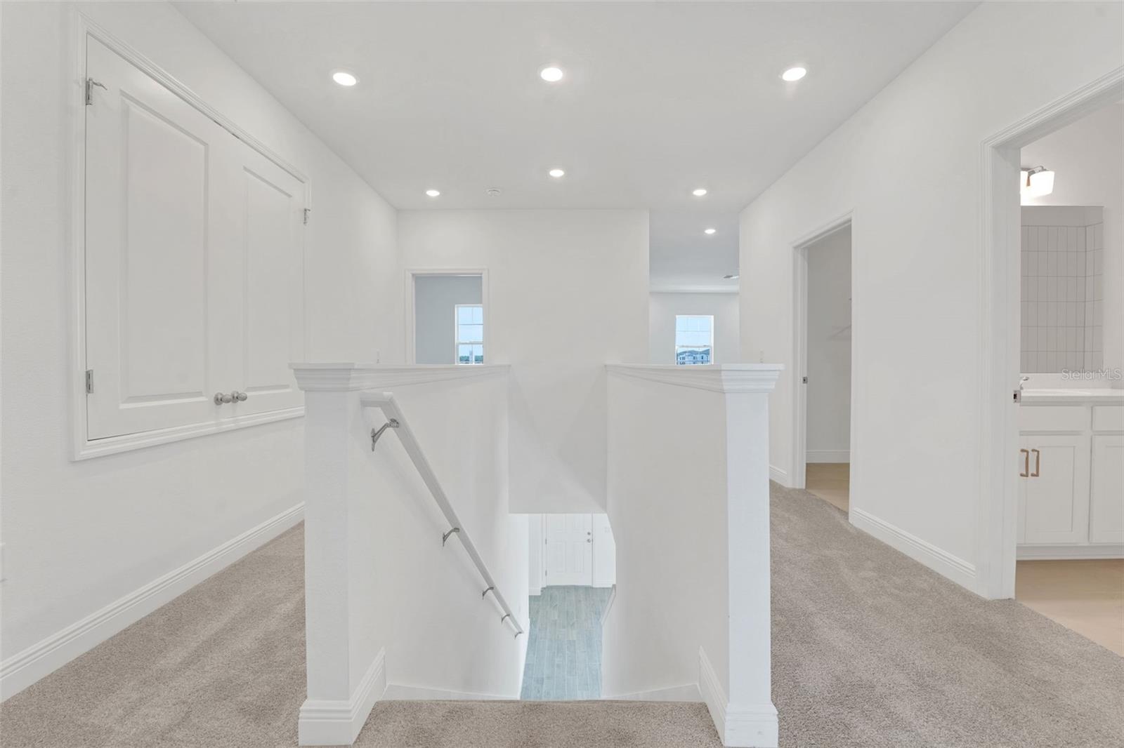 Image 34 of 49 For 5025 Flameleaf Street