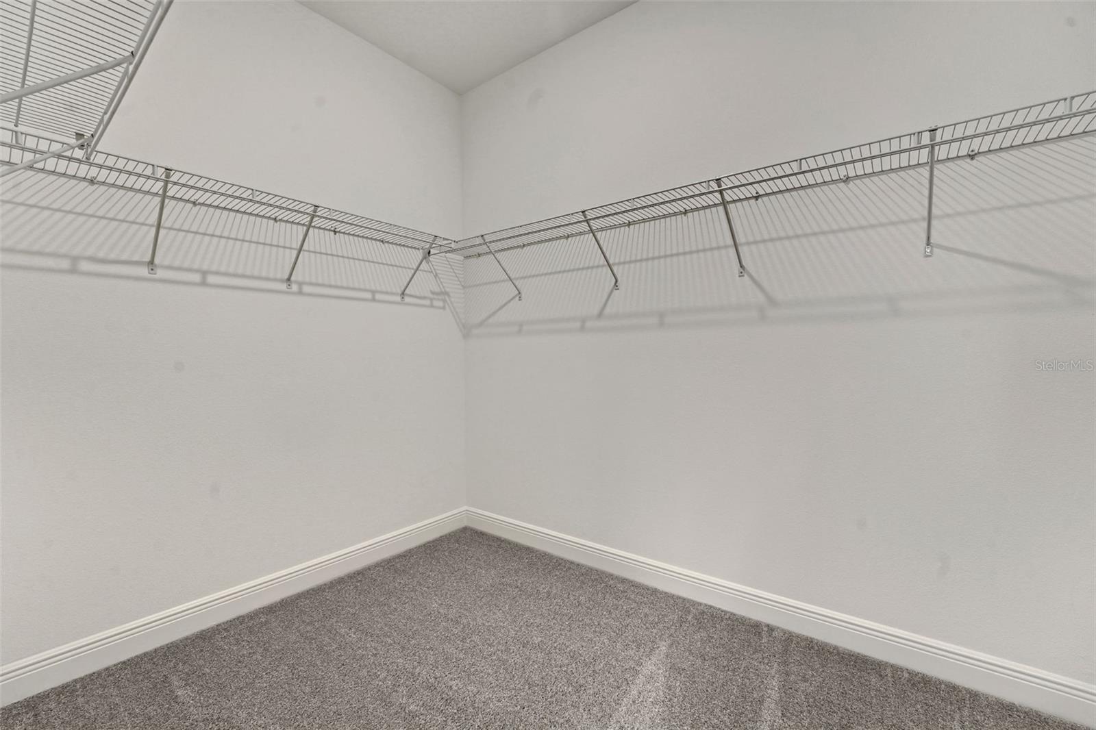 Image 36 of 49 For 5025 Flameleaf Street