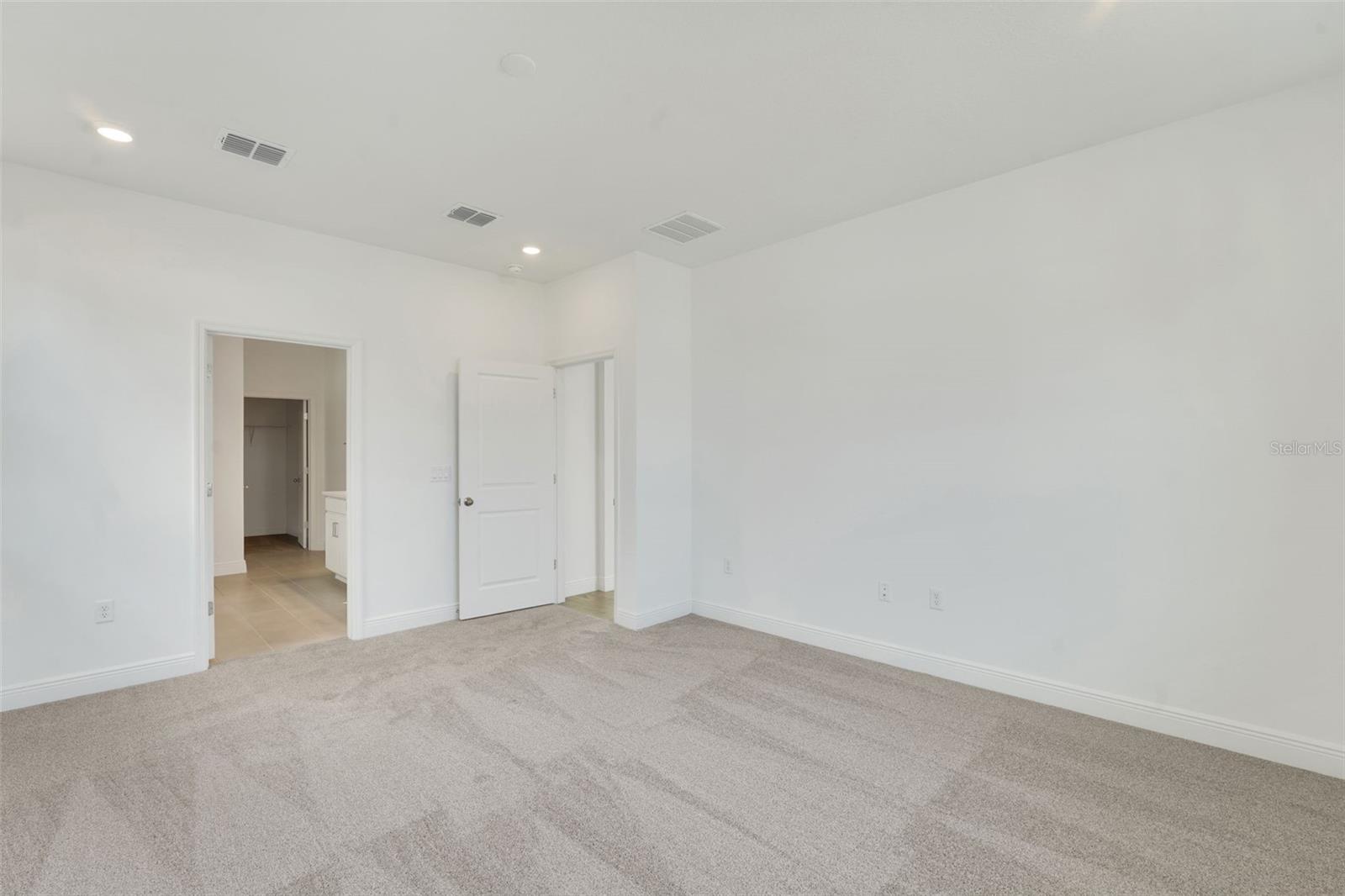 Image 39 of 49 For 5025 Flameleaf Street