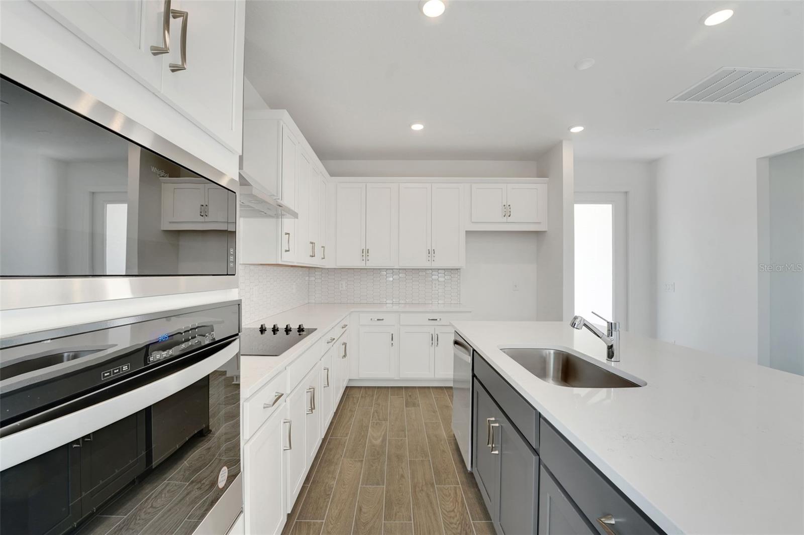 Image 42 of 49 For 5025 Flameleaf Street