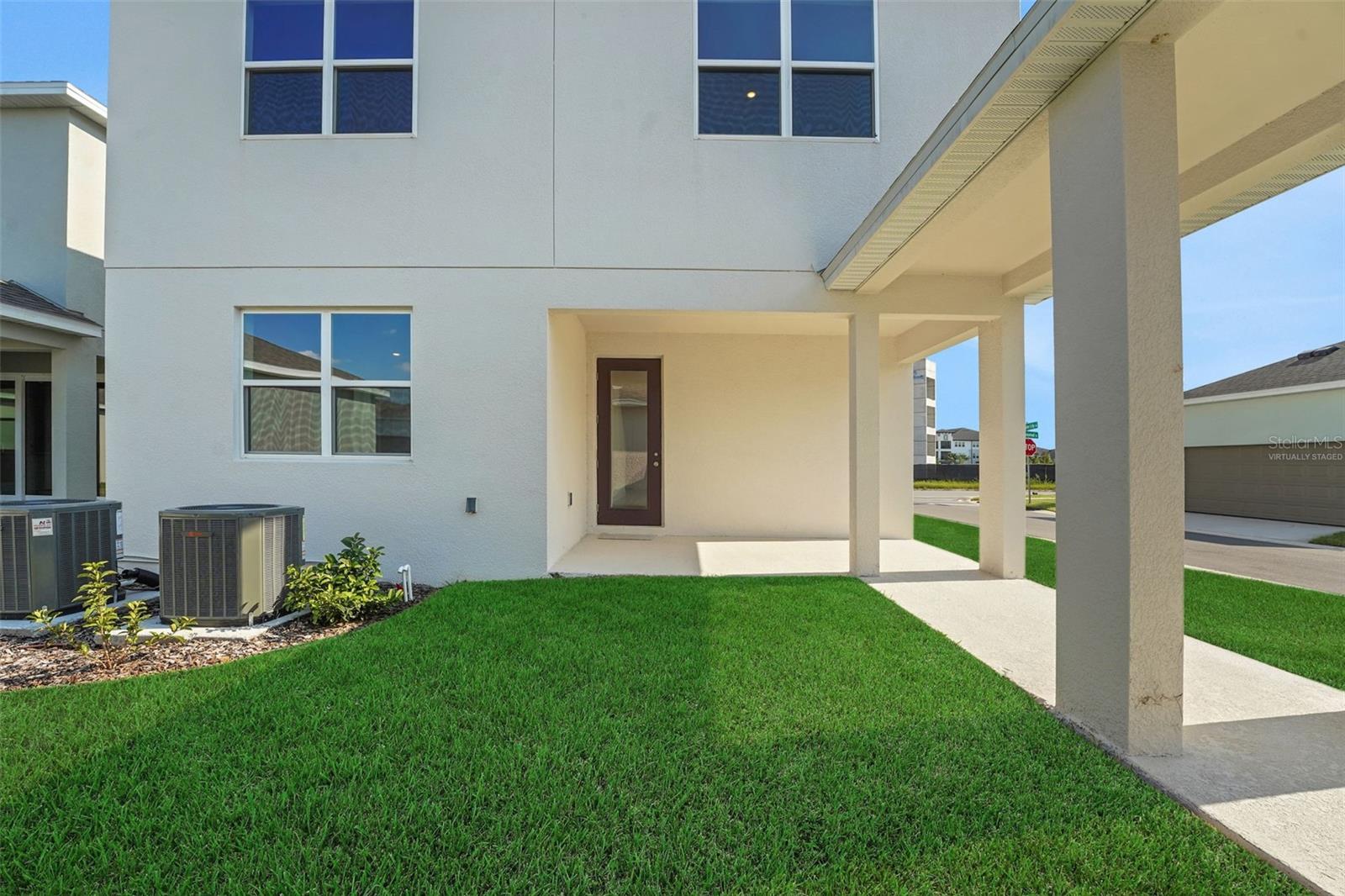 Image 6 of 49 For 5025 Flameleaf Street