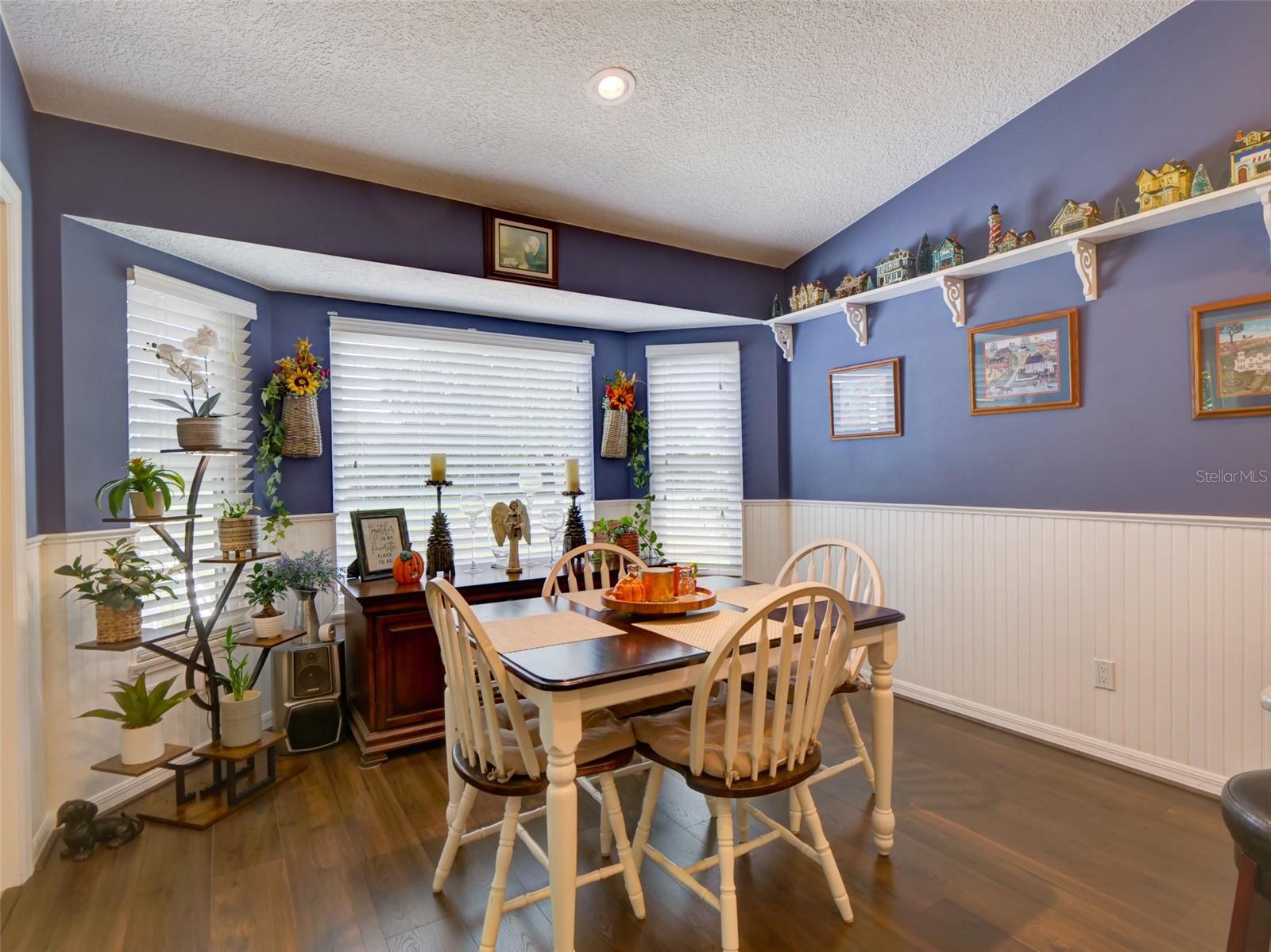 Image 16 of 40 For 4704 River Ridge Drive