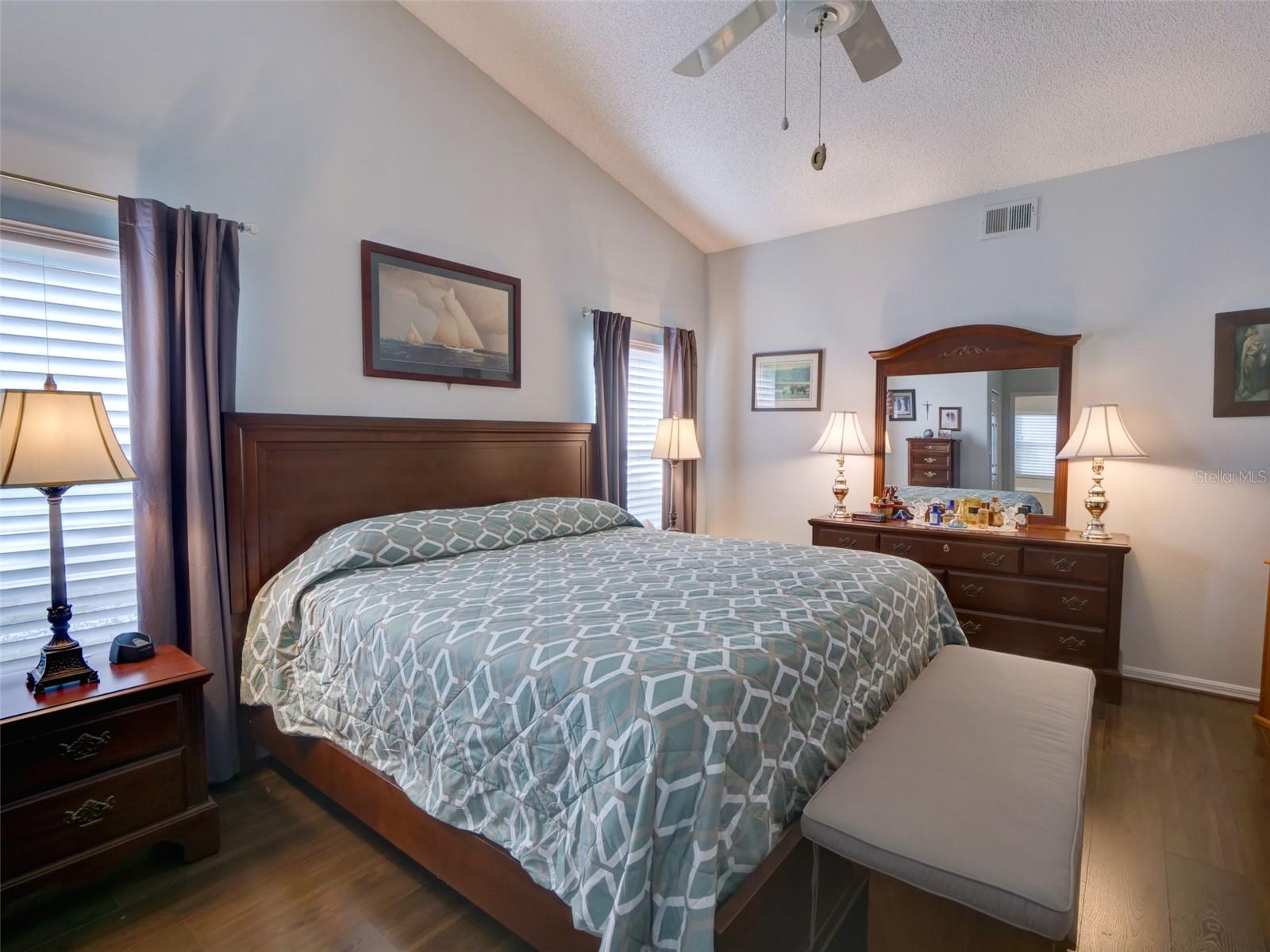 Image 17 of 40 For 4704 River Ridge Drive