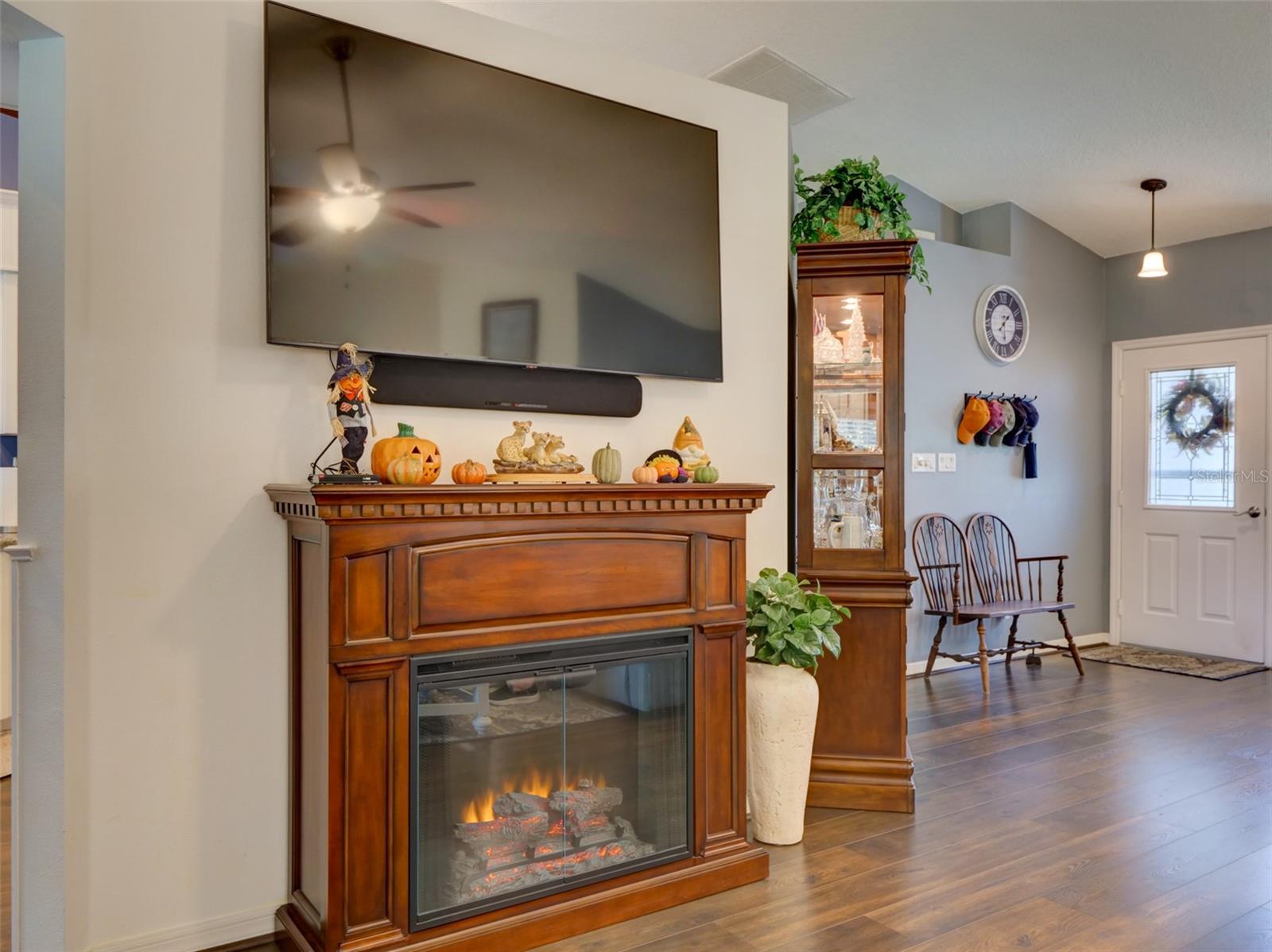 Image 8 of 40 For 4704 River Ridge Drive