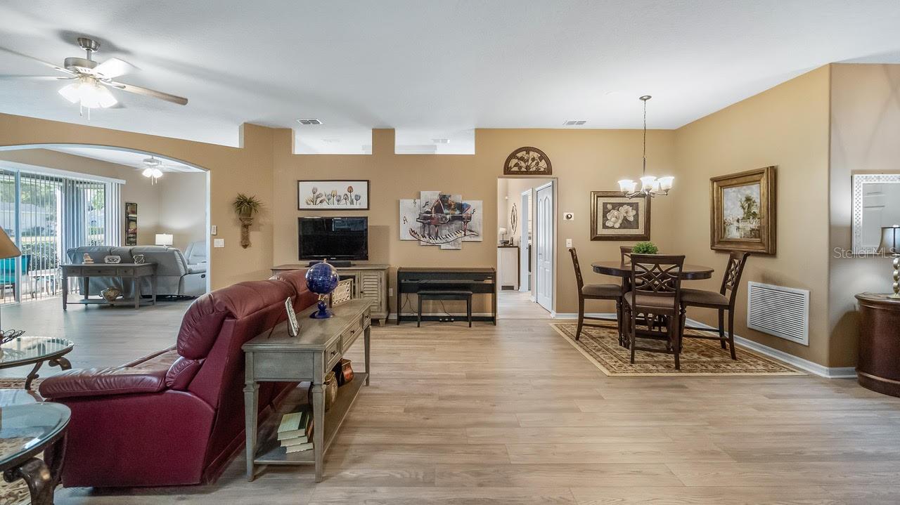 Image 8 of 45 For 4232 Newland Street