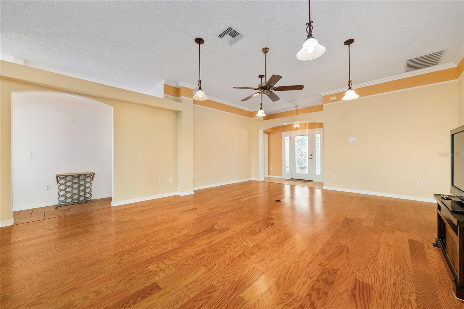 Image 9 of 51 For 1709 Madero Drive