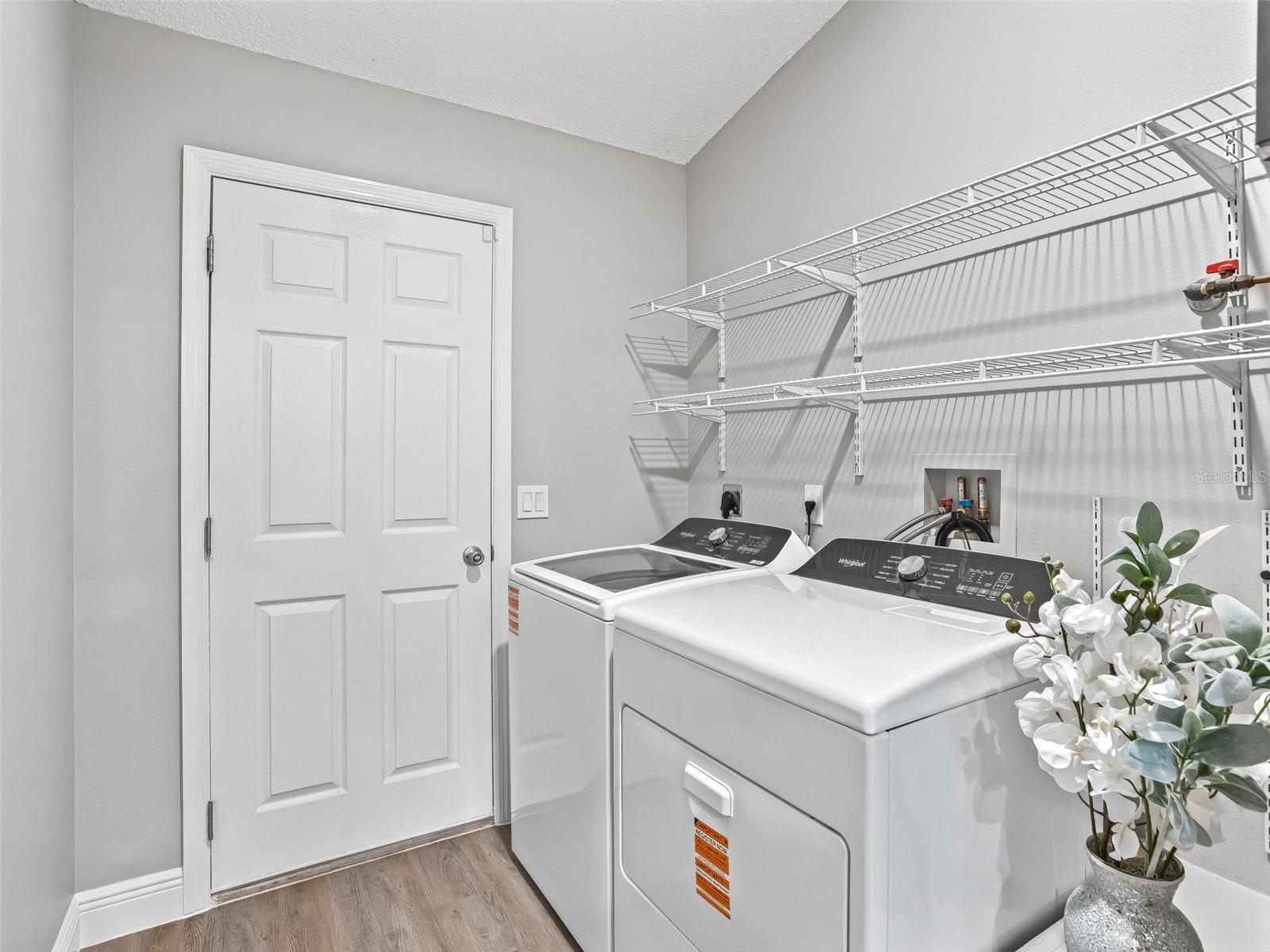 Image 27 of 35 For 9653 171st Argyll Street