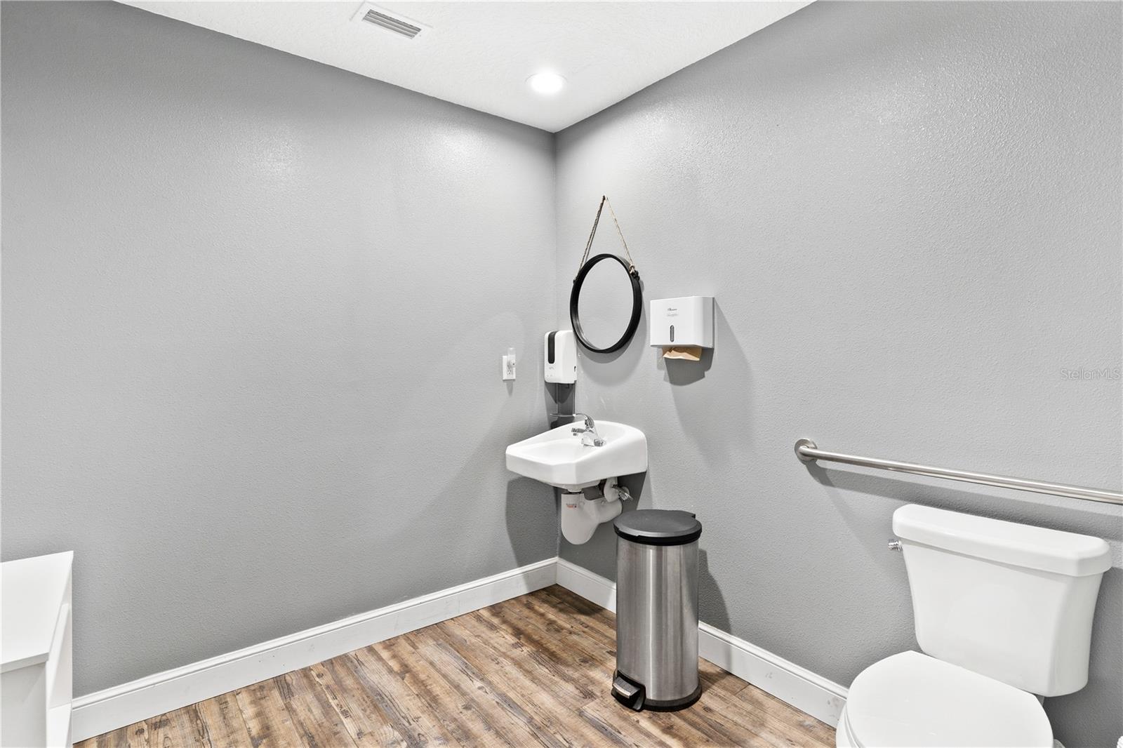 Image 13 of 30 For 32347 County Road 473