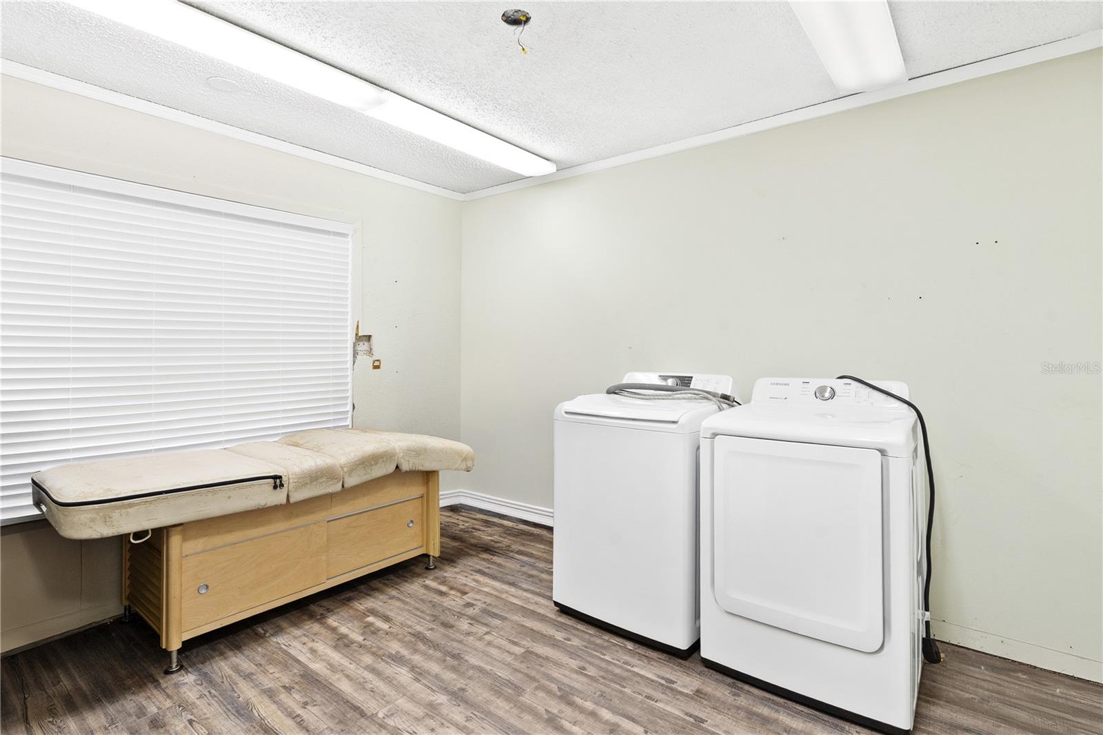 Image 14 of 30 For 32347 County Road 473