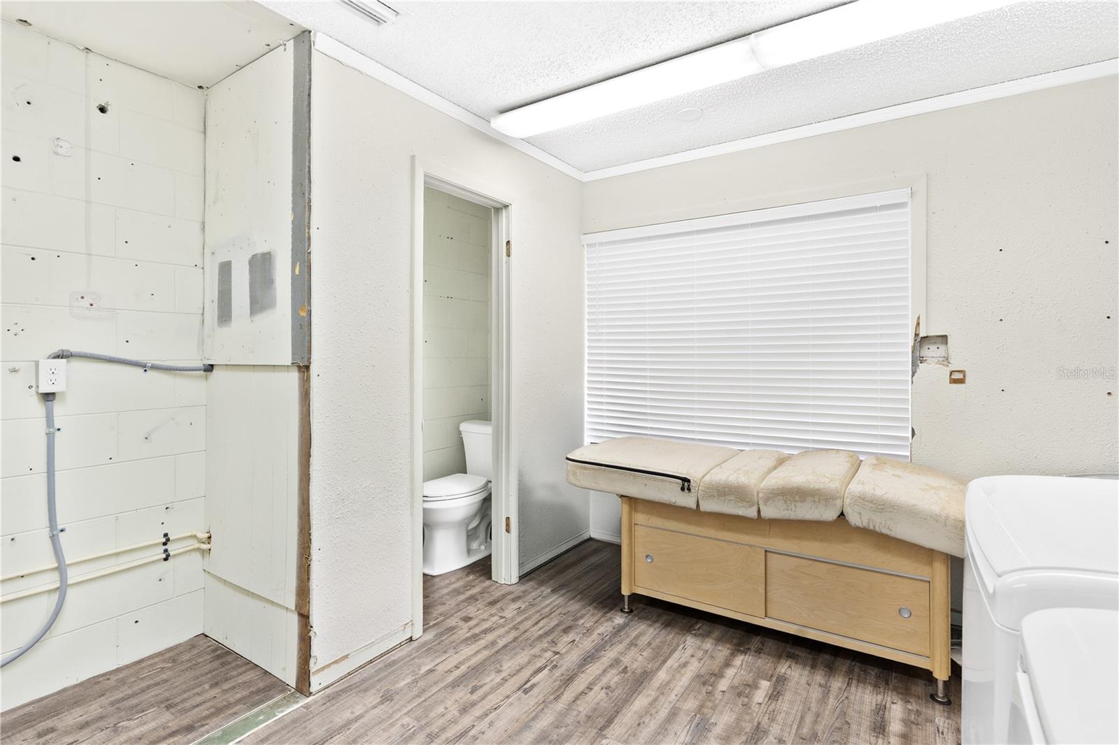 Image 15 of 30 For 32347 County Road 473