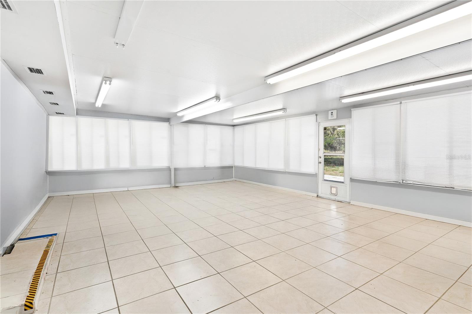 Image 16 of 30 For 32347 County Road 473