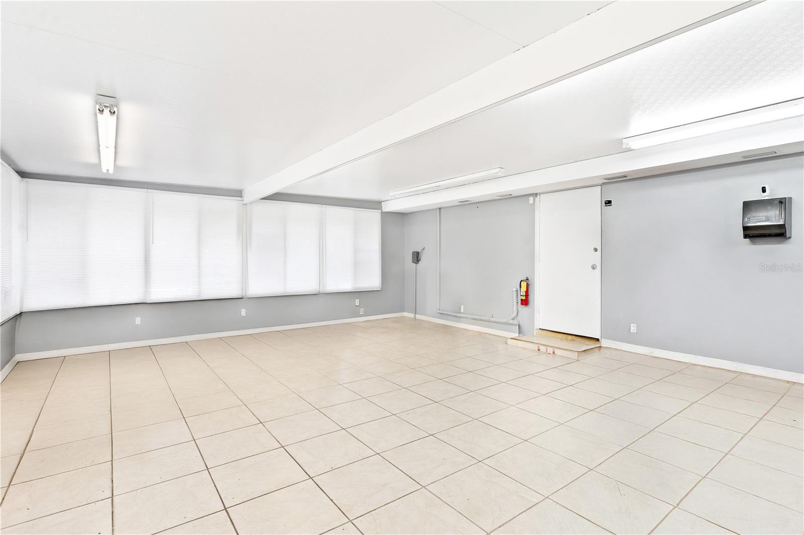 Image 17 of 30 For 32347 County Road 473