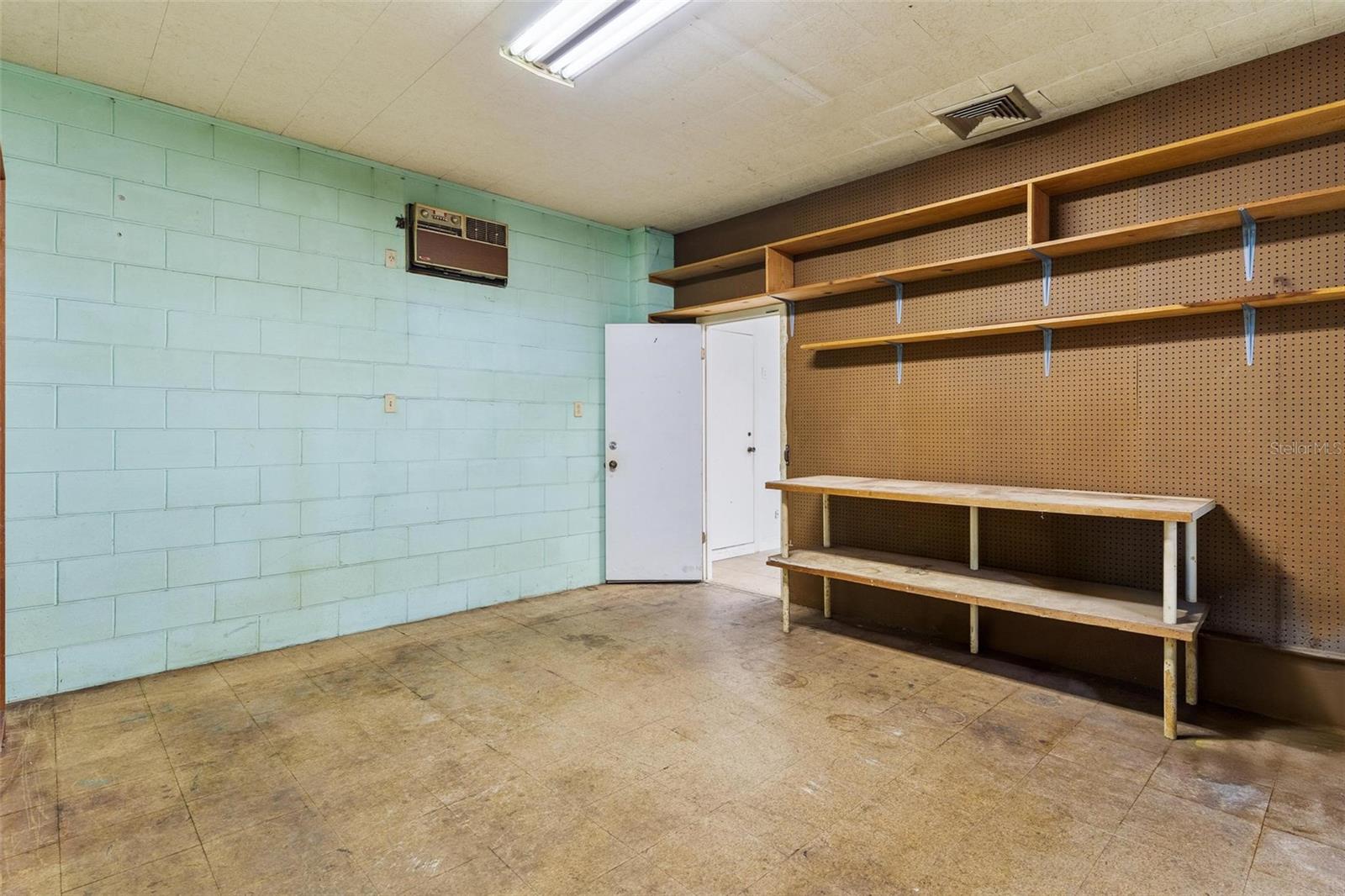 Image 24 of 31 For 227 Main Street