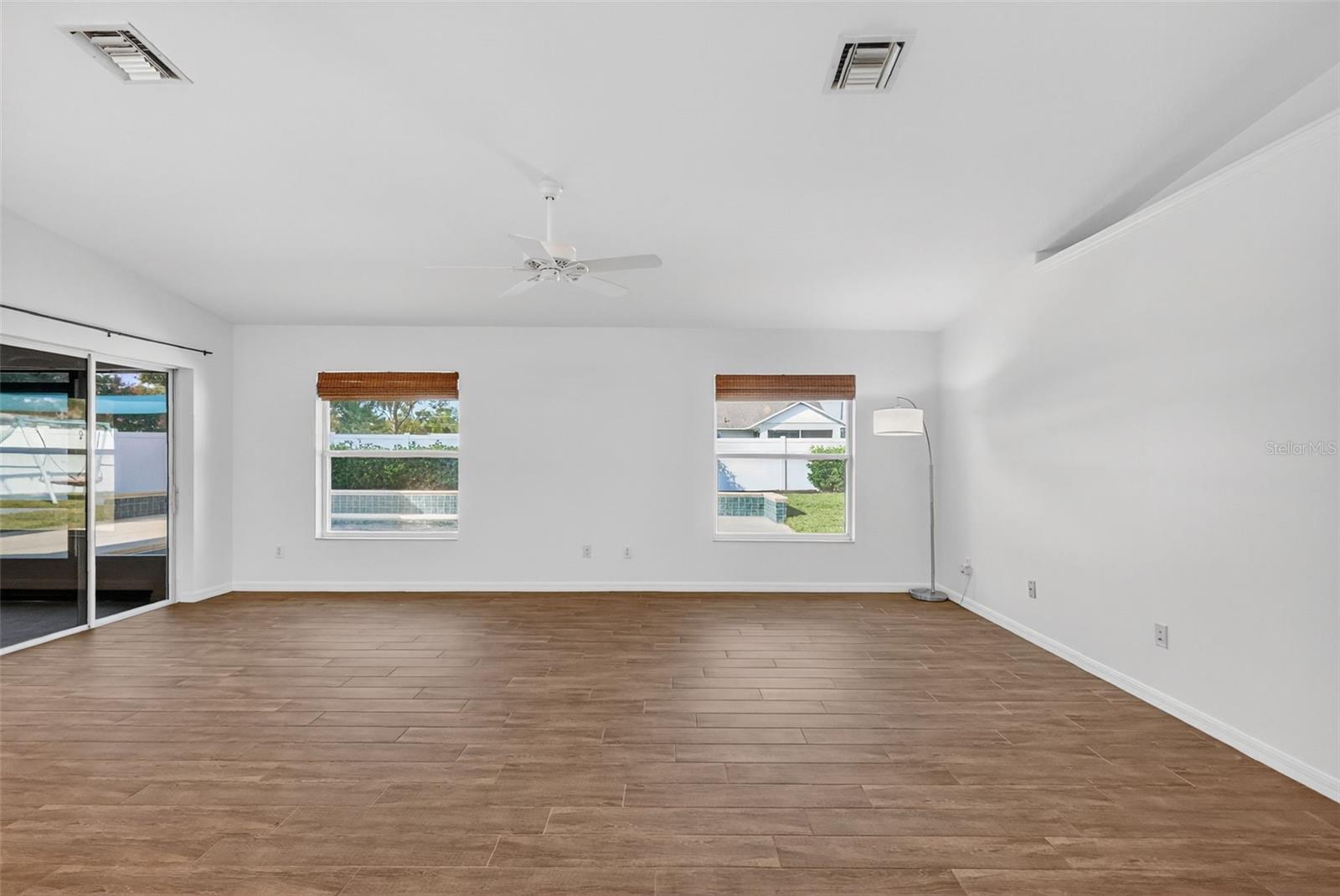 Image 19 of 49 For 2113 Wolf Ridge Lane