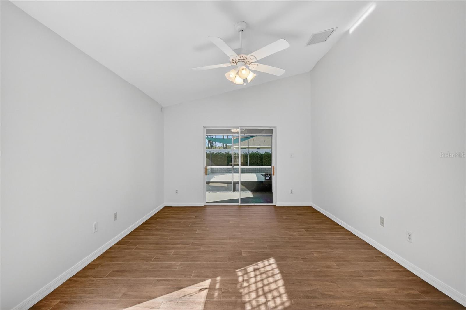 Image 26 of 49 For 2113 Wolf Ridge Lane