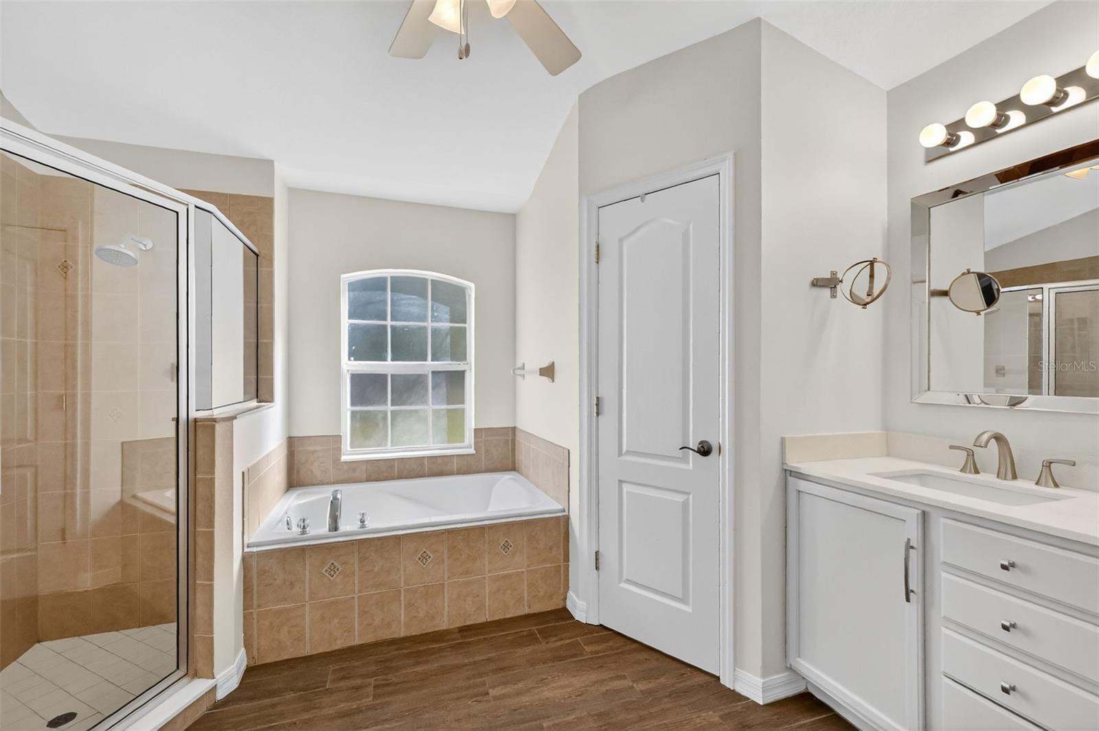 Image 28 of 49 For 2113 Wolf Ridge Lane