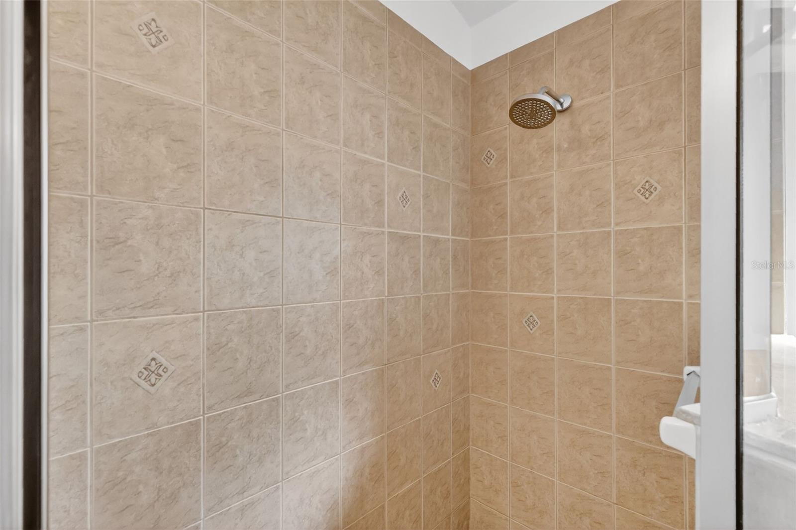 Image 31 of 49 For 2113 Wolf Ridge Lane