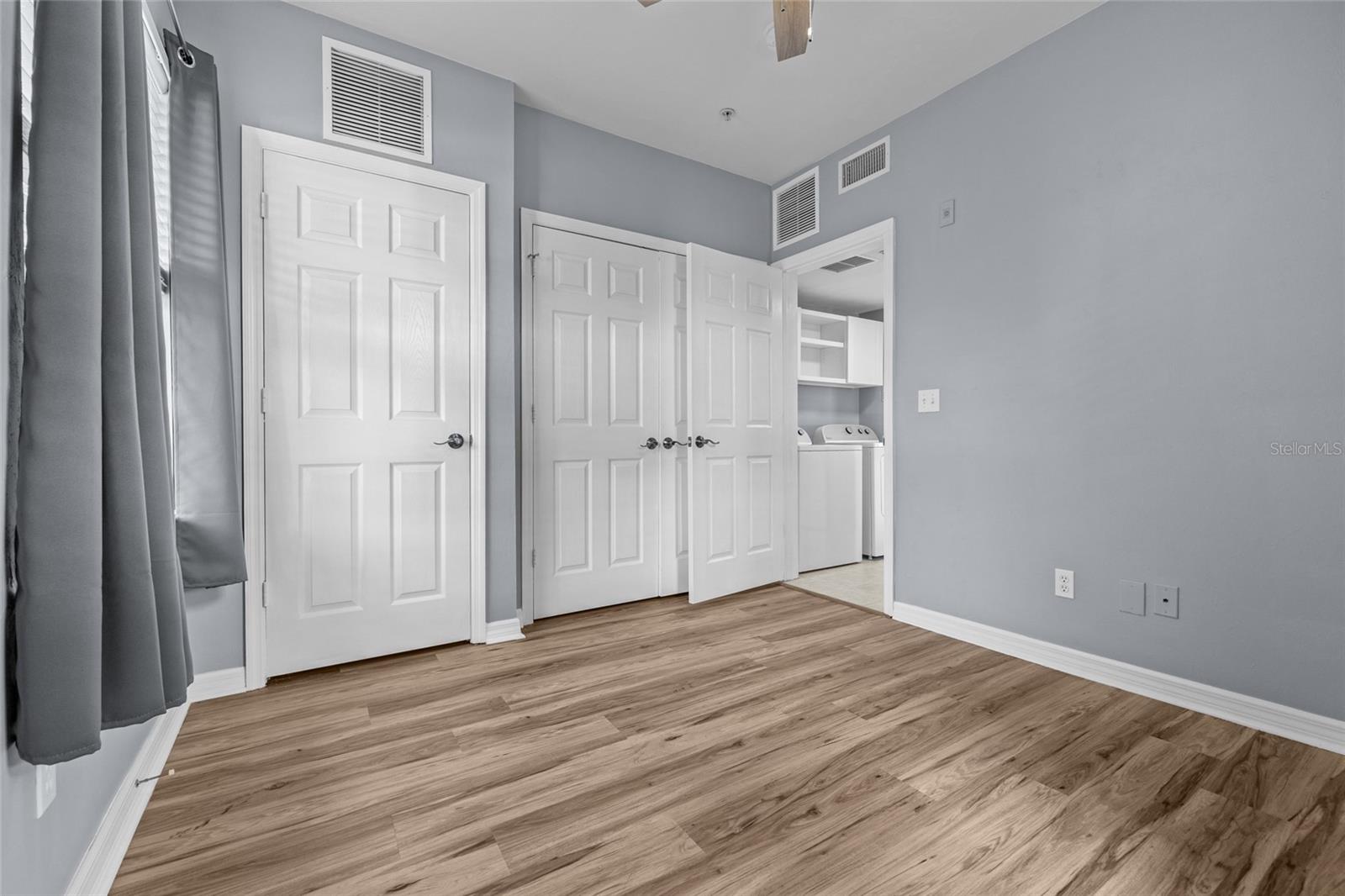 Image 17 of 28 For 1220 1st Avenue 305