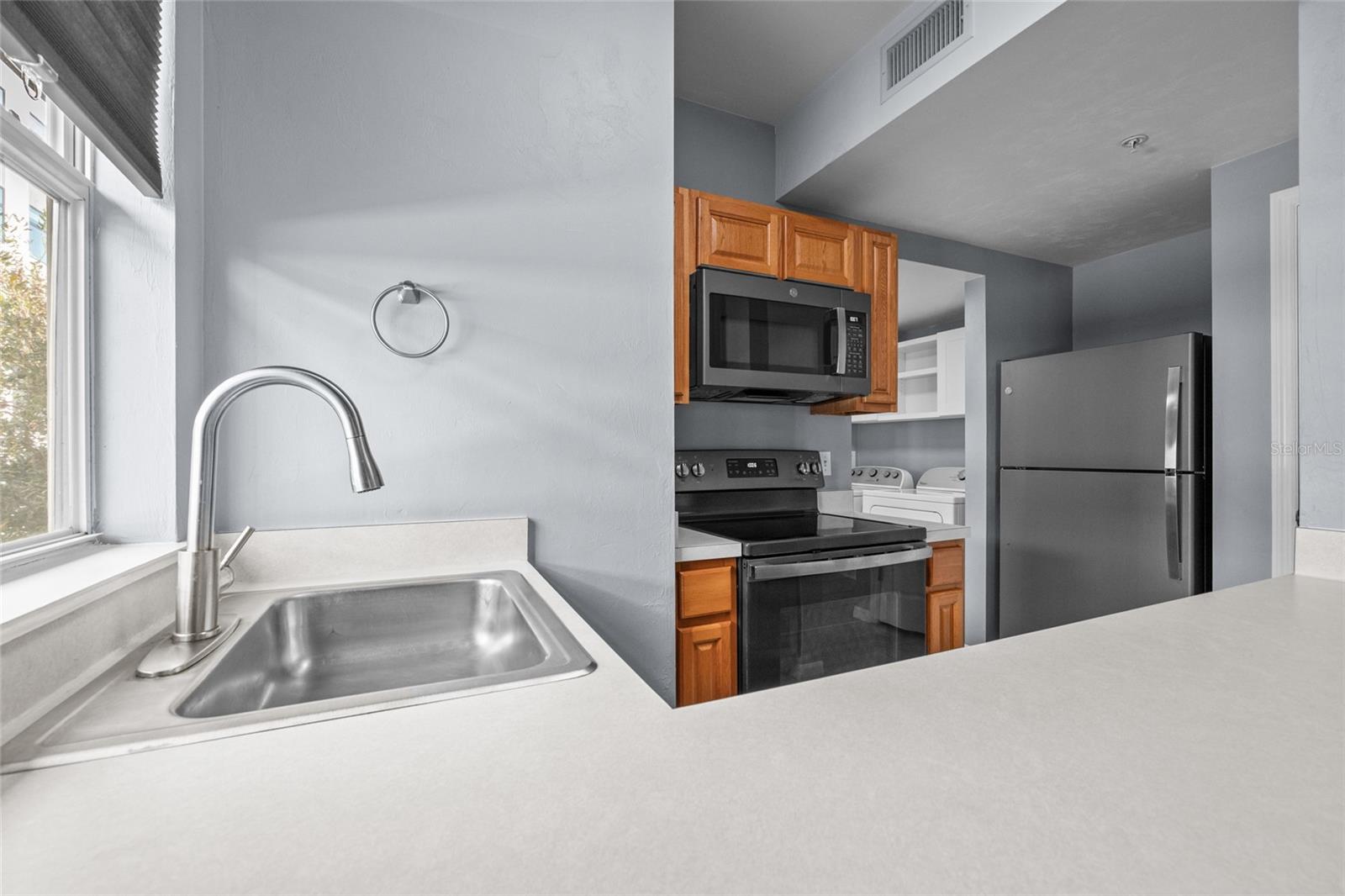 Image 23 of 28 For 1220 1st Avenue 305